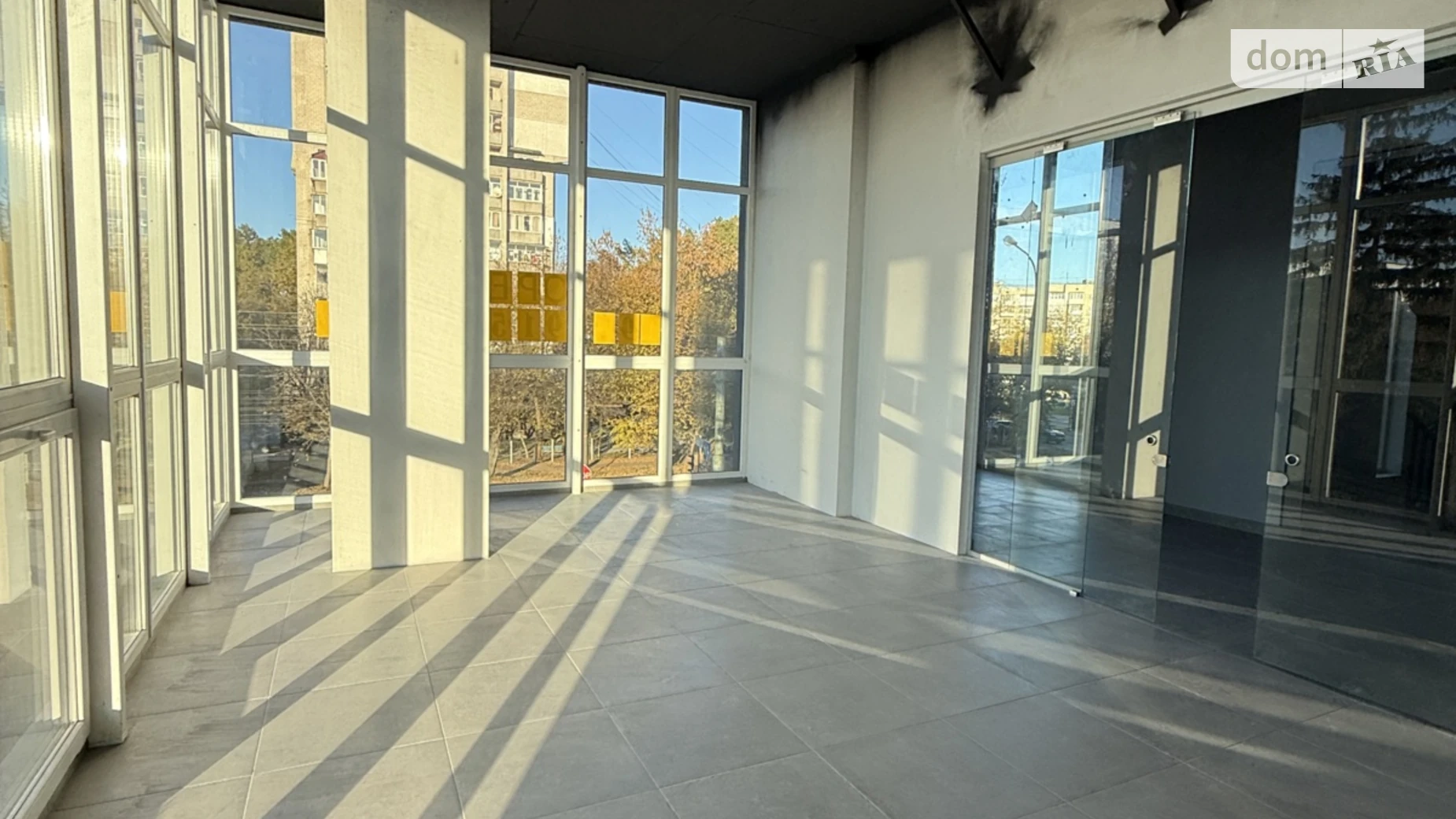 Здається в оренду приміщення вільного призначення 36.3 кв. м в 4-поверховій будівлі, цена: 12705 грн - фото 2
