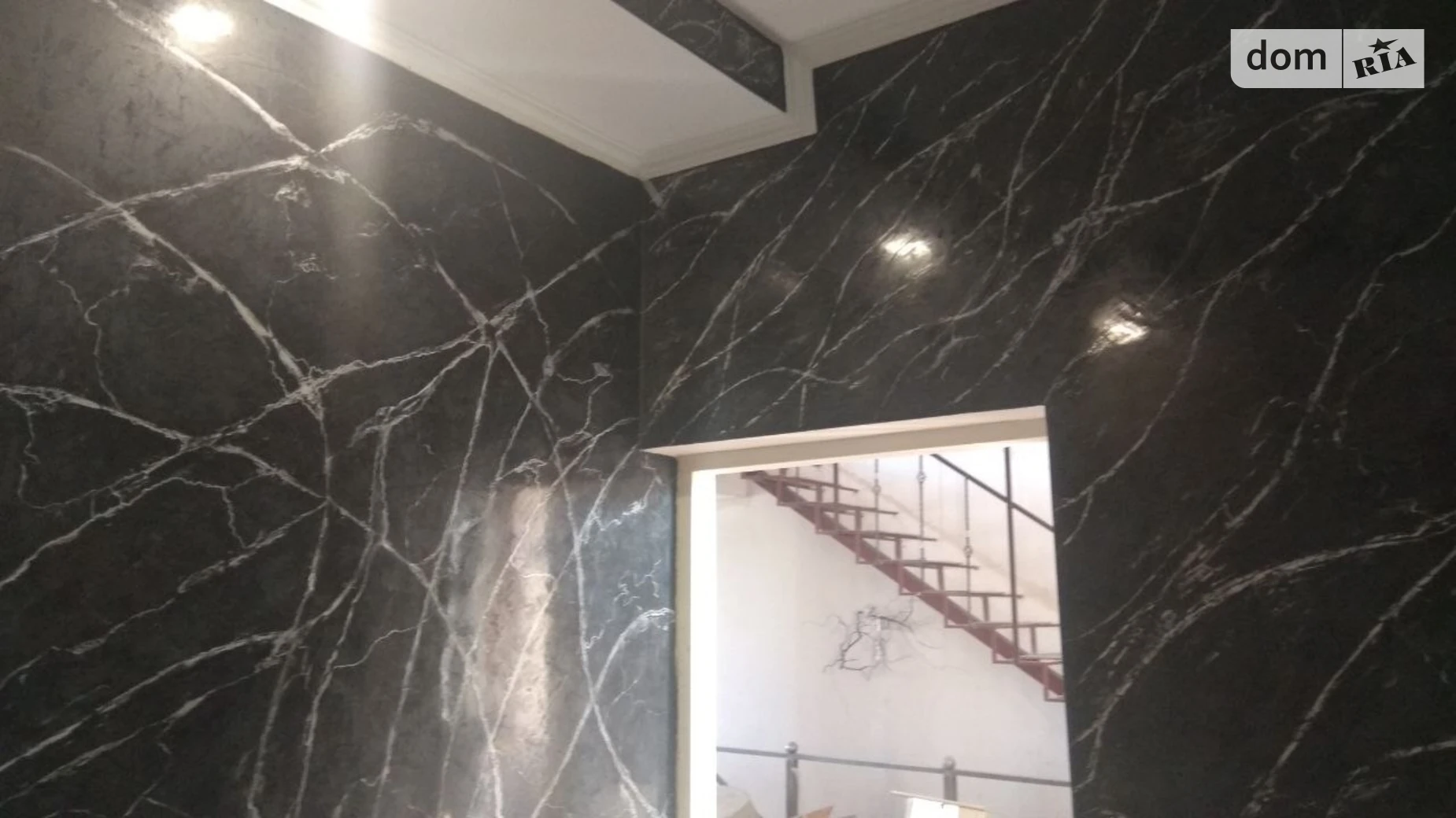 Продается дом на 3 этажа 195 кв. м с верандой, цена: 75000 $ - фото 4