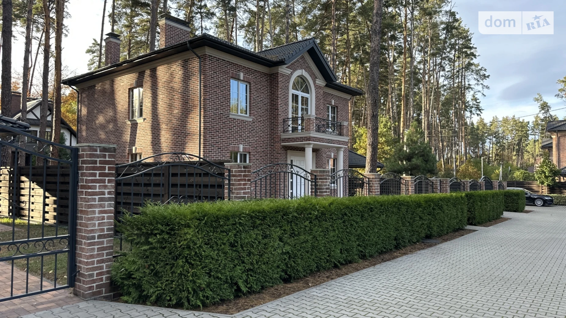 Продается дом на 2 этажа 206 кв. м с гаражом, цена: 420000 $ - фото 3