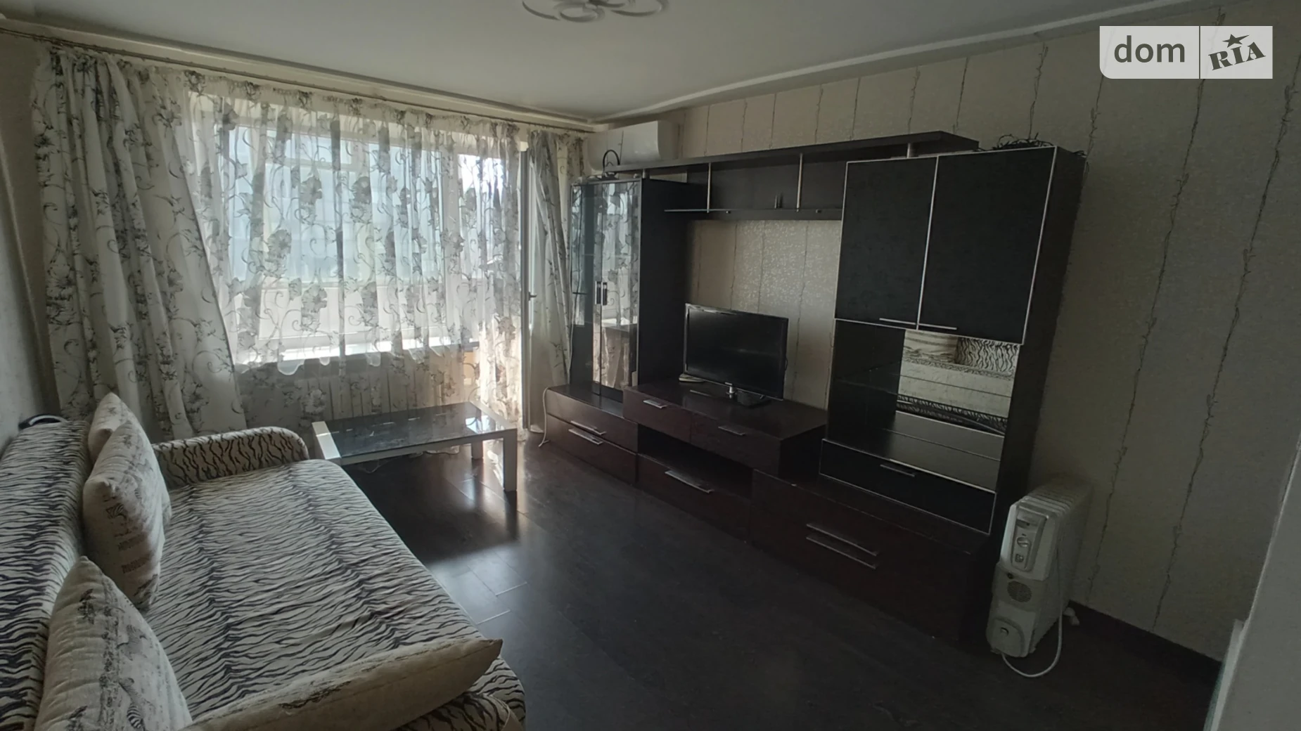 Сдается в аренду 1-комнатная квартира 40 кв. м в Днепре, просп. Поля Александра, 18 - фото 2