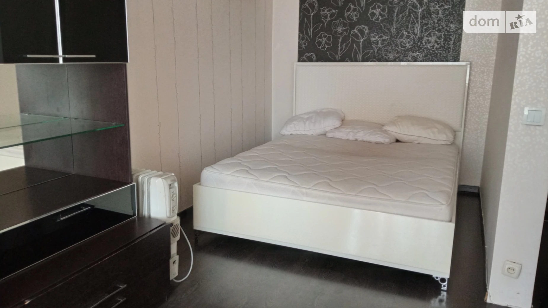 Сдается в аренду 1-комнатная квартира 40 кв. м в Днепре, просп. Поля Александра, 18 - фото 4