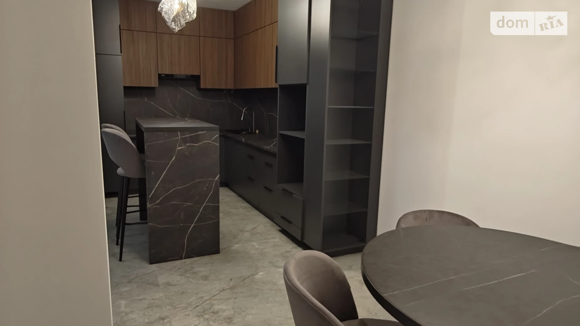 Продается 1-комнатная квартира 62 кв. м в Черновцах, ул. Дзержика Корнелия - фото 5