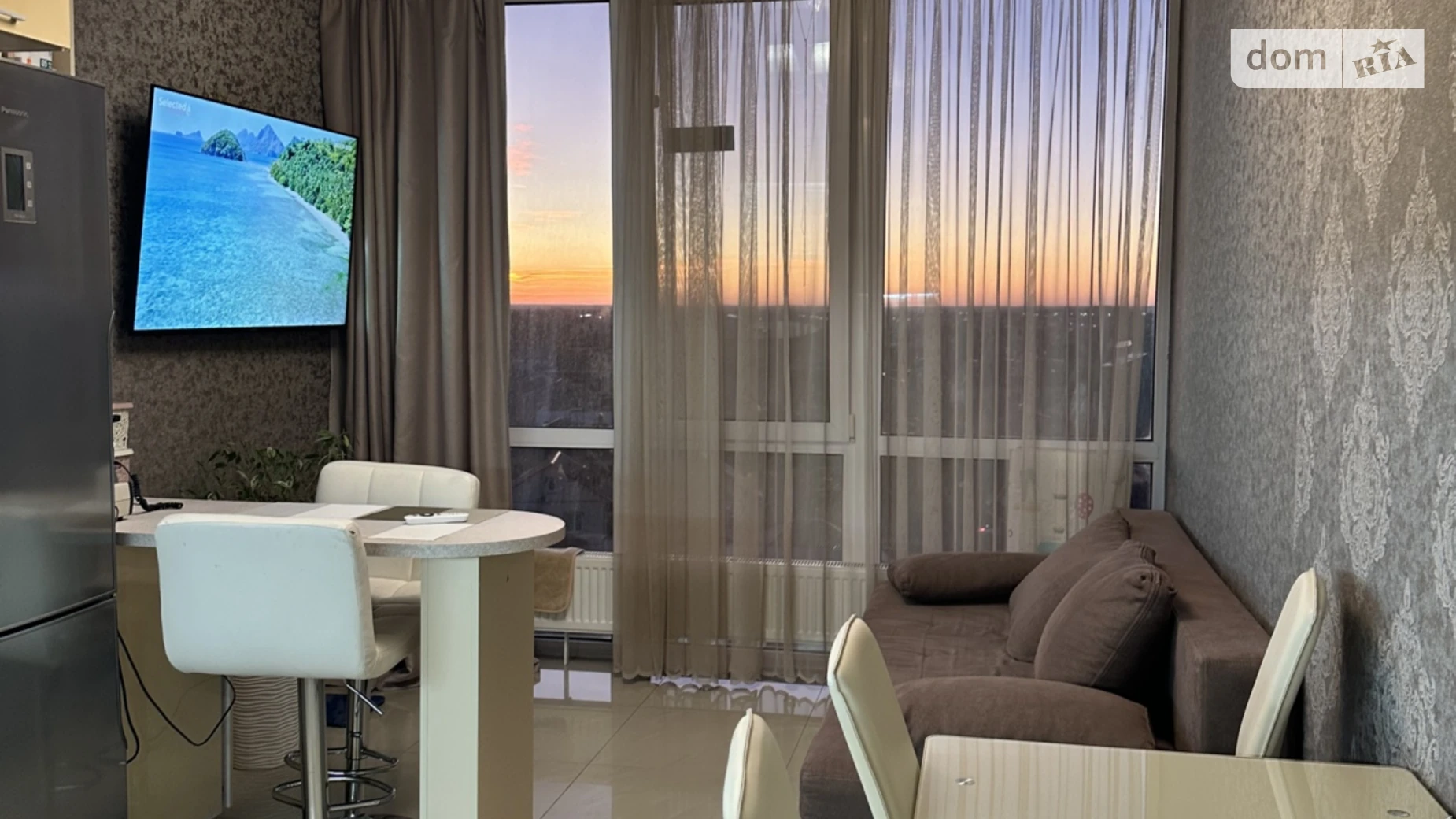 Продается 1-комнатная квартира 44 кв. м в Лиманке, просп. Полковника Гуляева(Маршала Жукова), 111 - фото 2