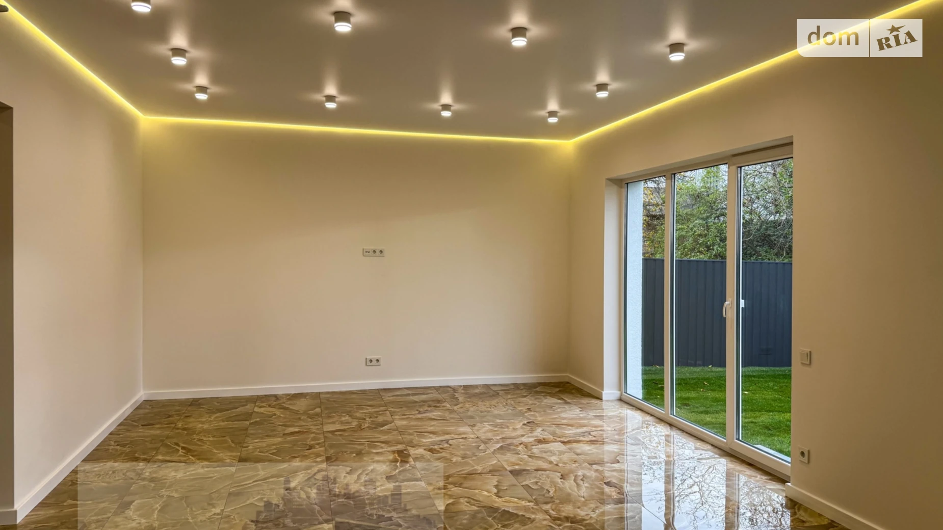 Продается дом на 2 этажа 165 кв. м с камином, цена: 249000 $ - фото 3