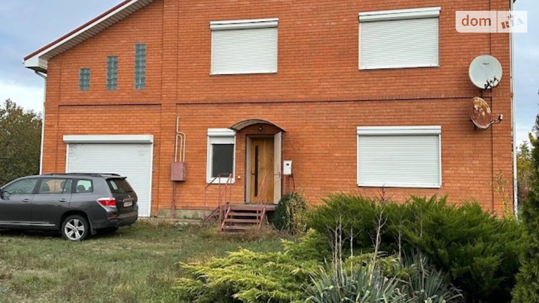 Продается дом на 2 этажа 213.5 кв. м с камином, цена: 40000 $ - фото 2