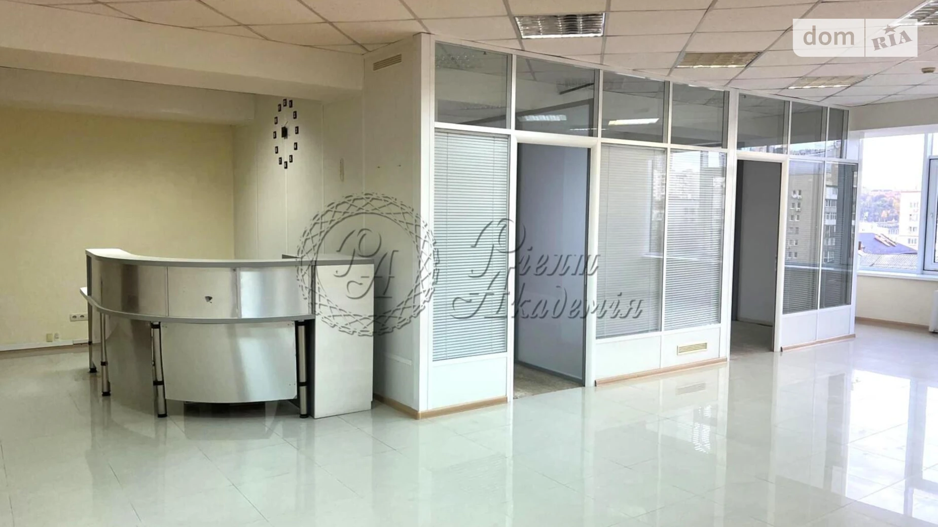 Продается офис 96.6 кв. м в бизнес-центре, цена: 260000 $ - фото 5