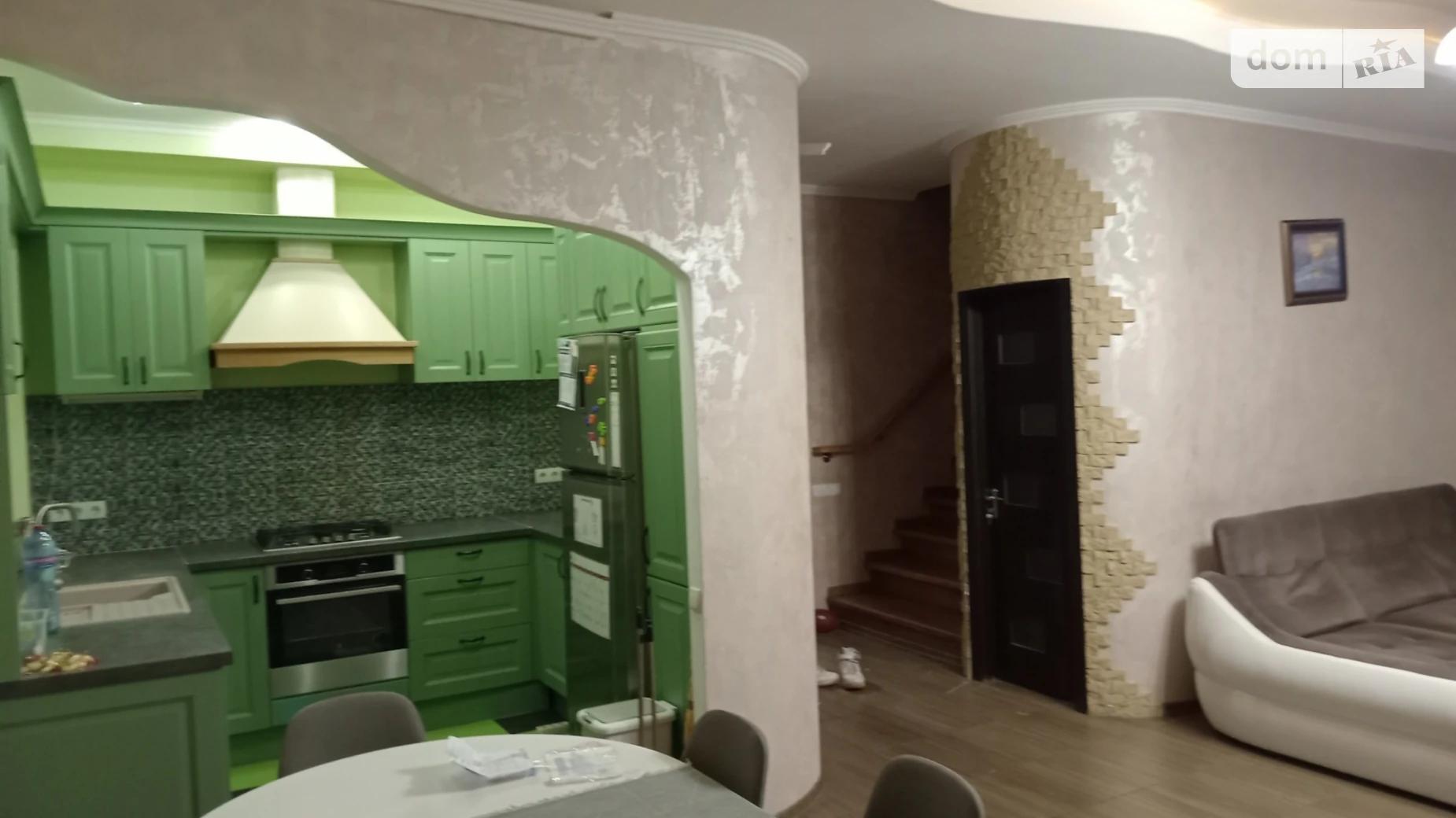 Продается дом на 2 этажа 175 кв. м с участком, цена: 190000 $ - фото 2