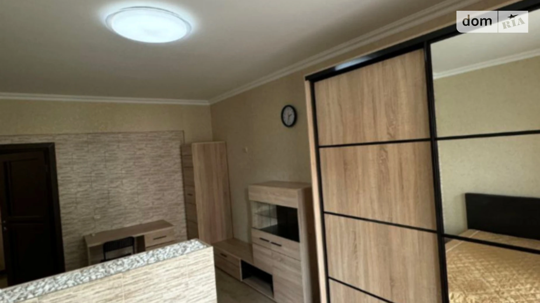 Сдается в аренду 1-комнатная квартира 50 кв. м в Львове, ул. Мечникова, 16Г - фото 2