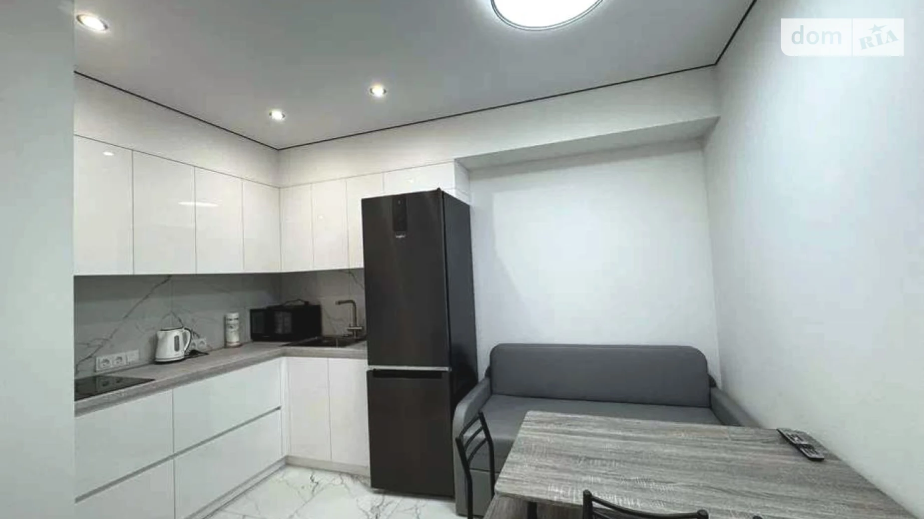 Здається в оренду 2-кімнатна квартира 55 кв. м у Одесі, вул. Літературна - фото 2