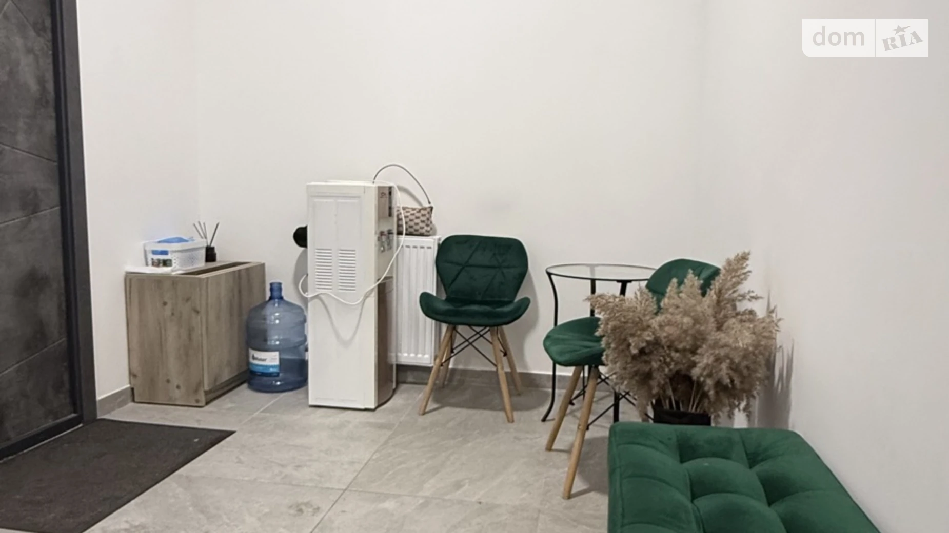 Продается офис 43.5 кв. м в бизнес-центре, цена: 78900 $ - фото 2