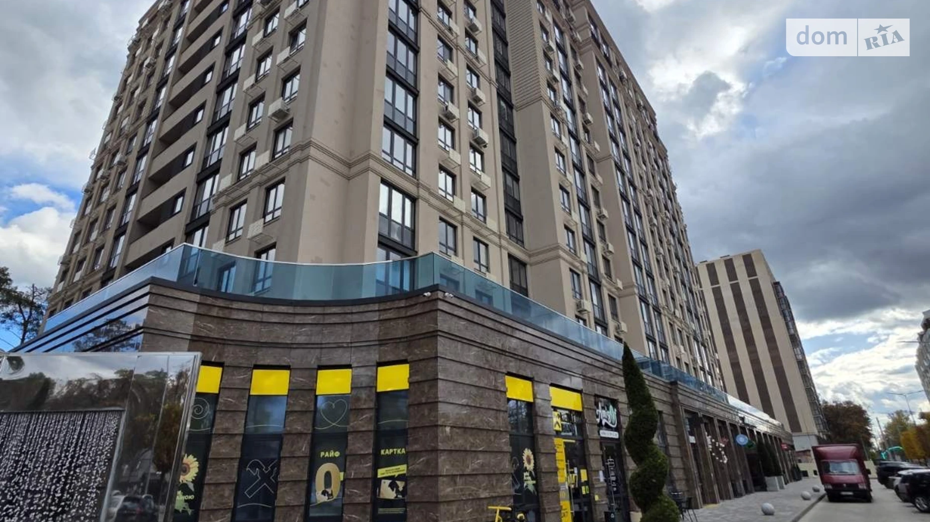 Продается 2-комнатная квартира 65.8 кв. м в Ирпене, ул. Соборная(ІІІ Интернационала), 122 - фото 2