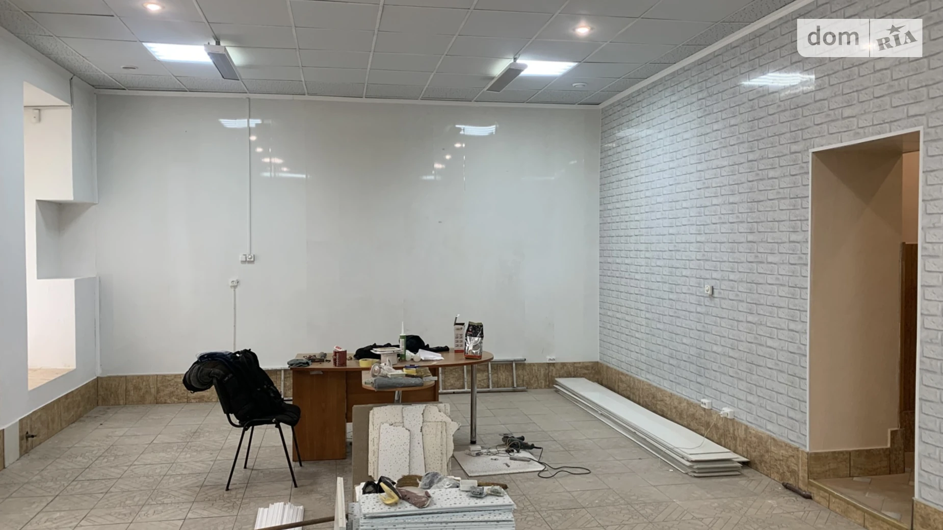 Сдается в аренду помещения свободного назначения 88 кв. м в 3-этажном здании, цена: 1000 $ - фото 2