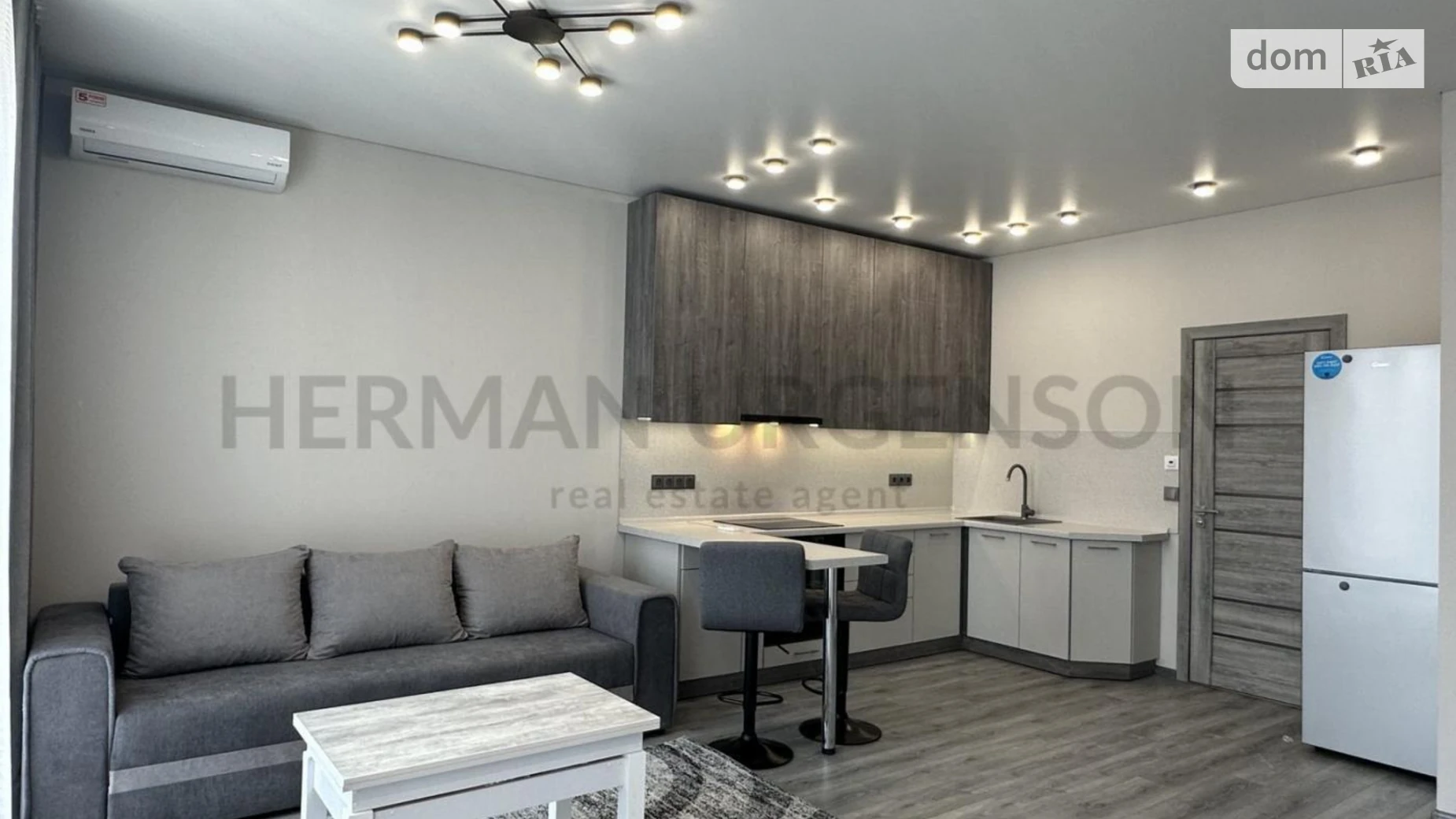 Здається в оренду 1-кімнатна квартира 49 кв. м у Ужгороді, вул. Волошина - фото 2