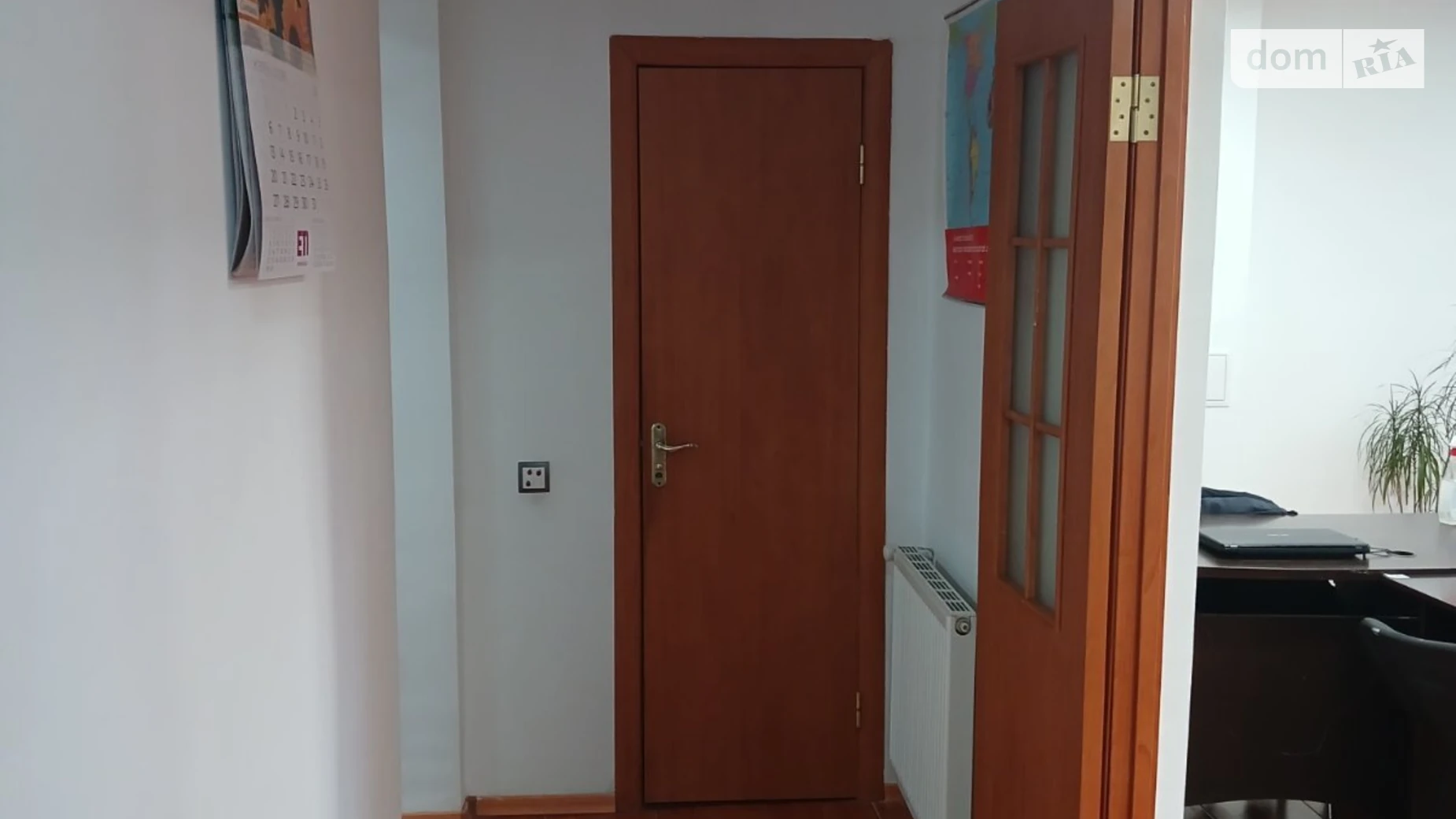 Сдается в аренду офис 63 кв. м в бизнес-центре, цена: 300 $ - фото 4