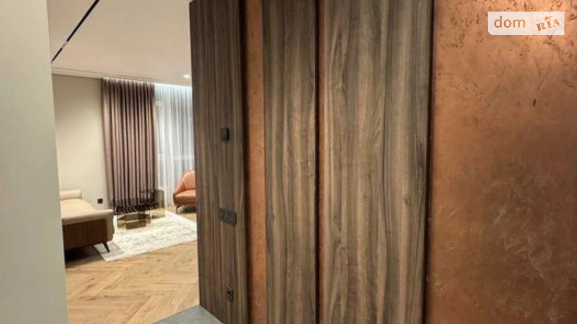 Продается 3-комнатная квартира 78.6 кв. м в Киеве, ул. Предславинская, 55А - фото 2