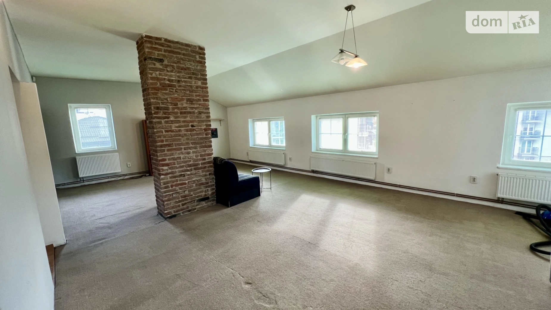 Сдается в аренду офис 95 кв. м в бизнес-центре, цена: 1200 $ - фото 2