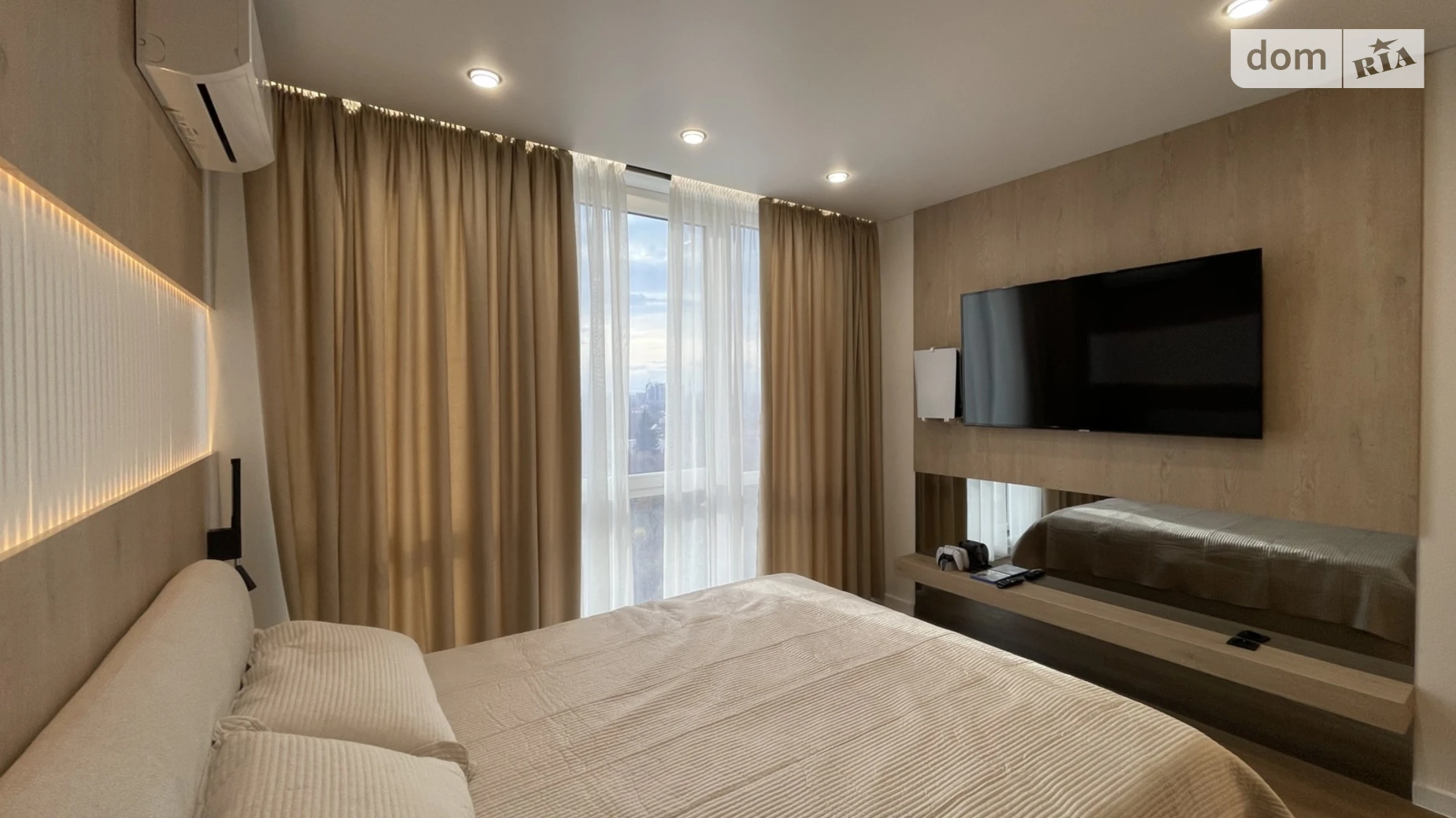 Продается 1-комнатная квартира 28 кв. м в Ивано-Франковске, ул. Левицкого Романа, 34 - фото 2