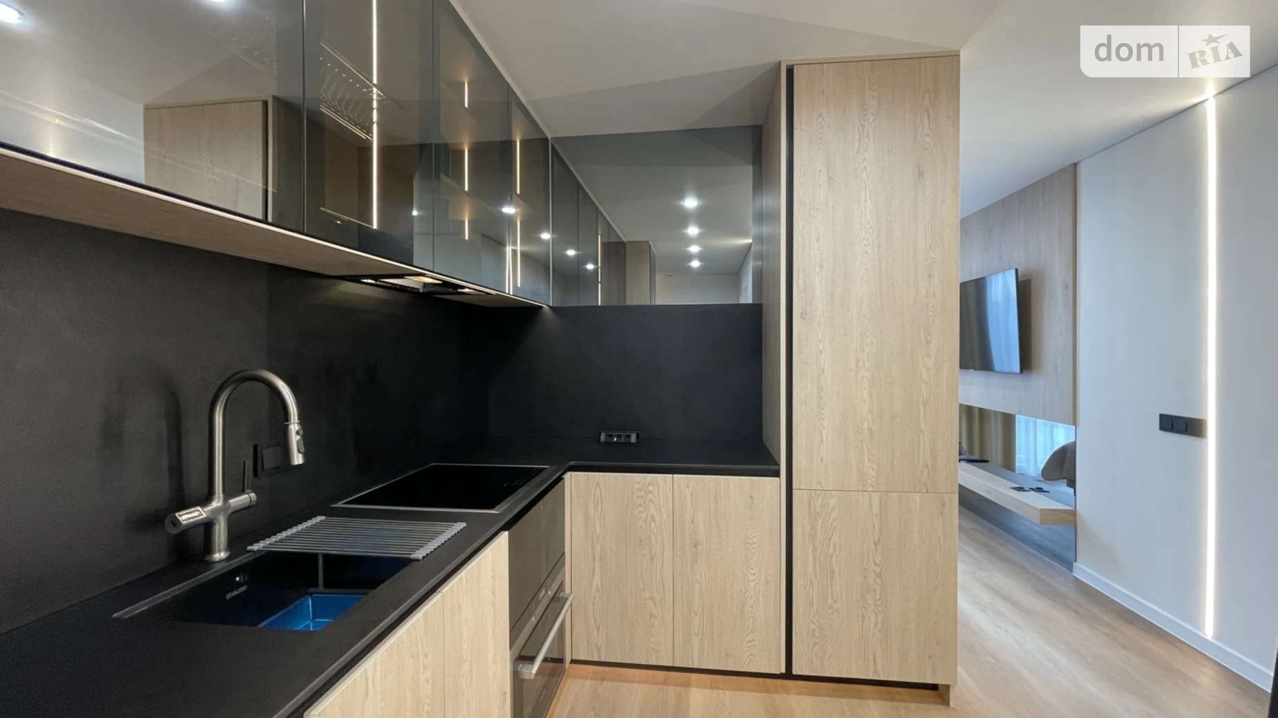 Продается 1-комнатная квартира 28 кв. м в Ивано-Франковске, ул. Левицкого Романа, 34 - фото 4