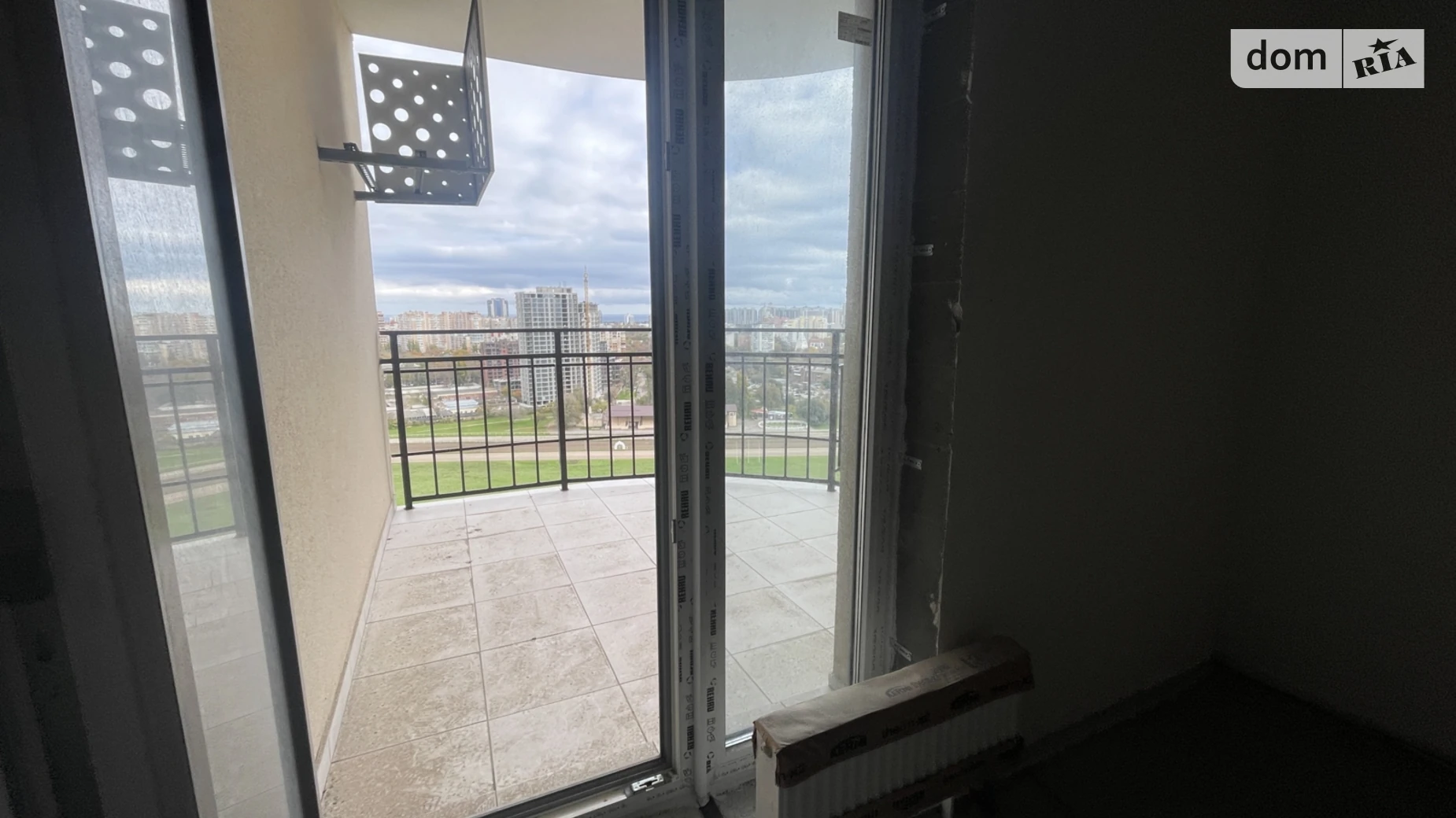 Продается 2-комнатная квартира 68 кв. м в Одессе, ул. Краснова, 1Б - фото 4