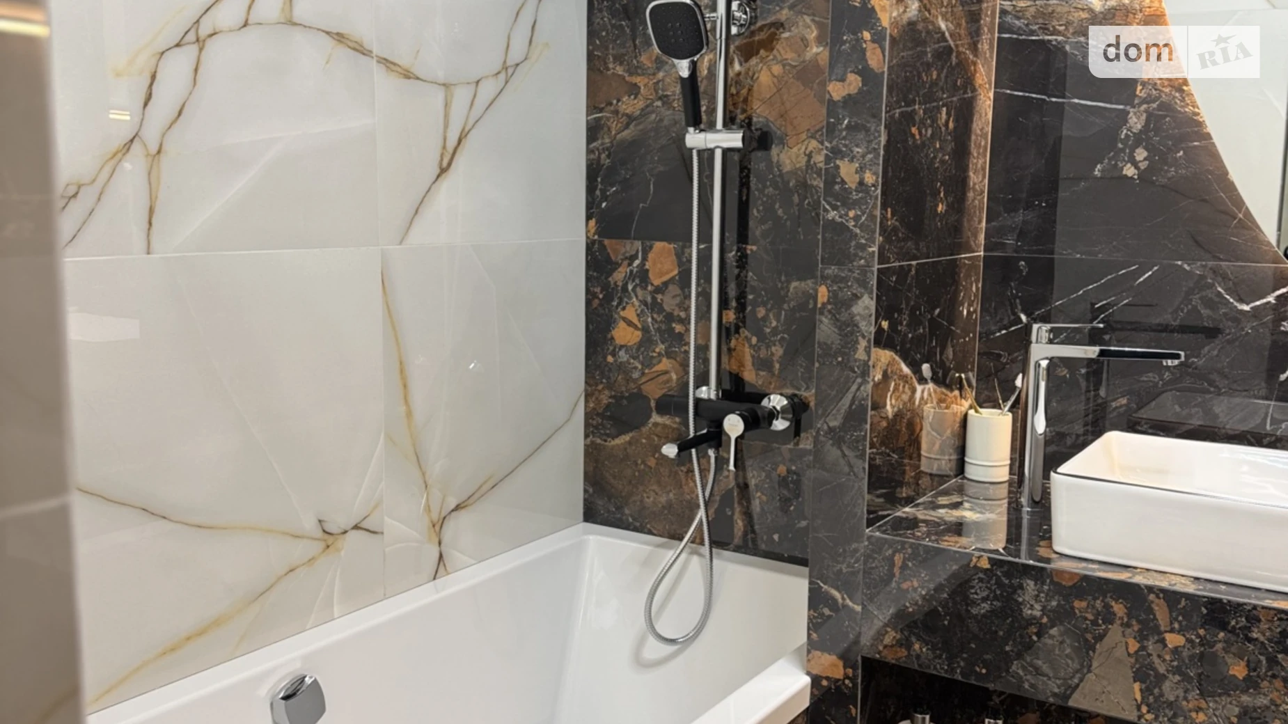 Продается 1-комнатная квартира 43 кв. м в Ирпене, ул. Университетская(Карла Маркса), 3/6 - фото 4