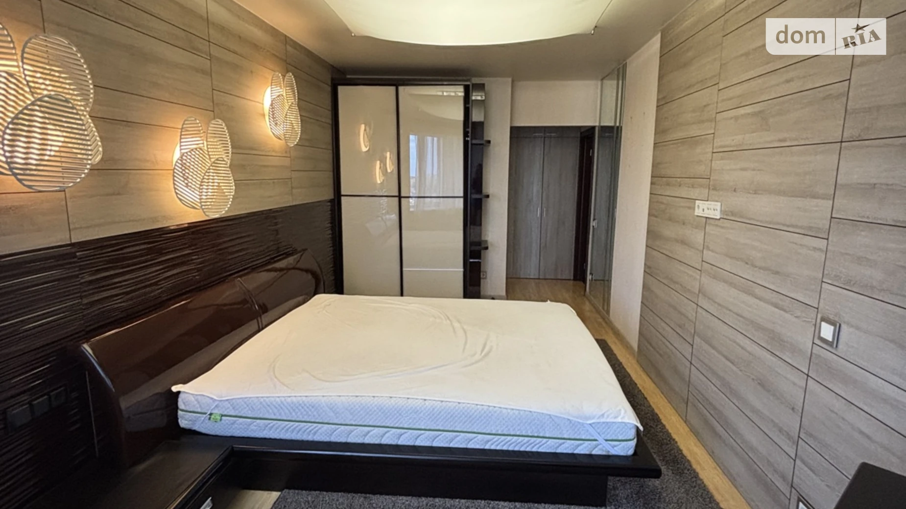 Сдается в аренду 4-комнатная квартира 130 кв. м в Днепре, ул. Рабочая, 146 - фото 2