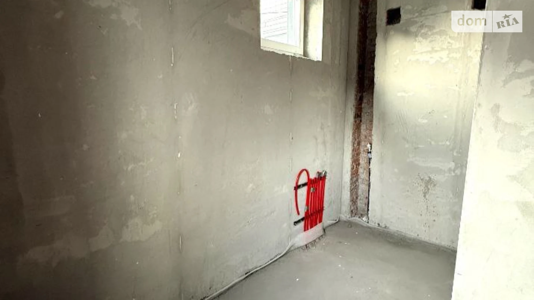 Продается дом на 2 этажа 115 кв. м с бассейном, цена: 108000 $ - фото 5