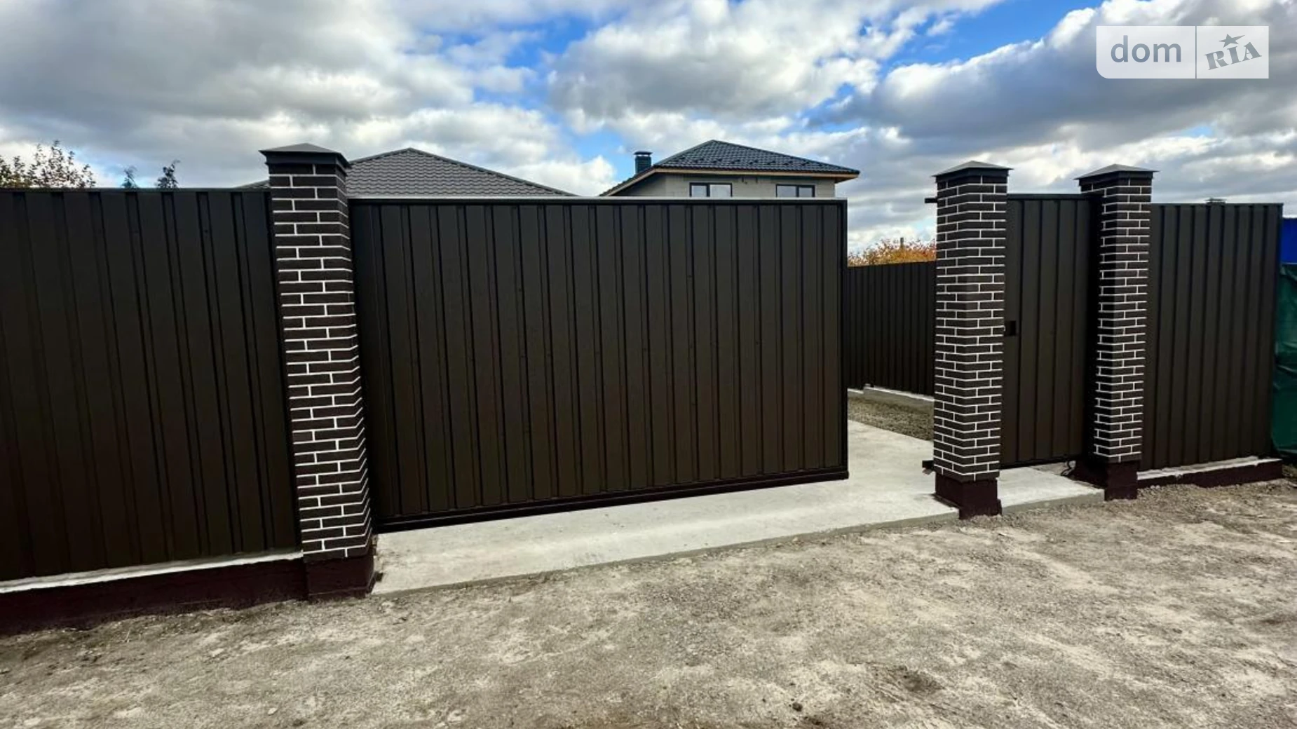 Продается одноэтажный дом 140 кв. м с мансардой, цена: 150000 $ - фото 2