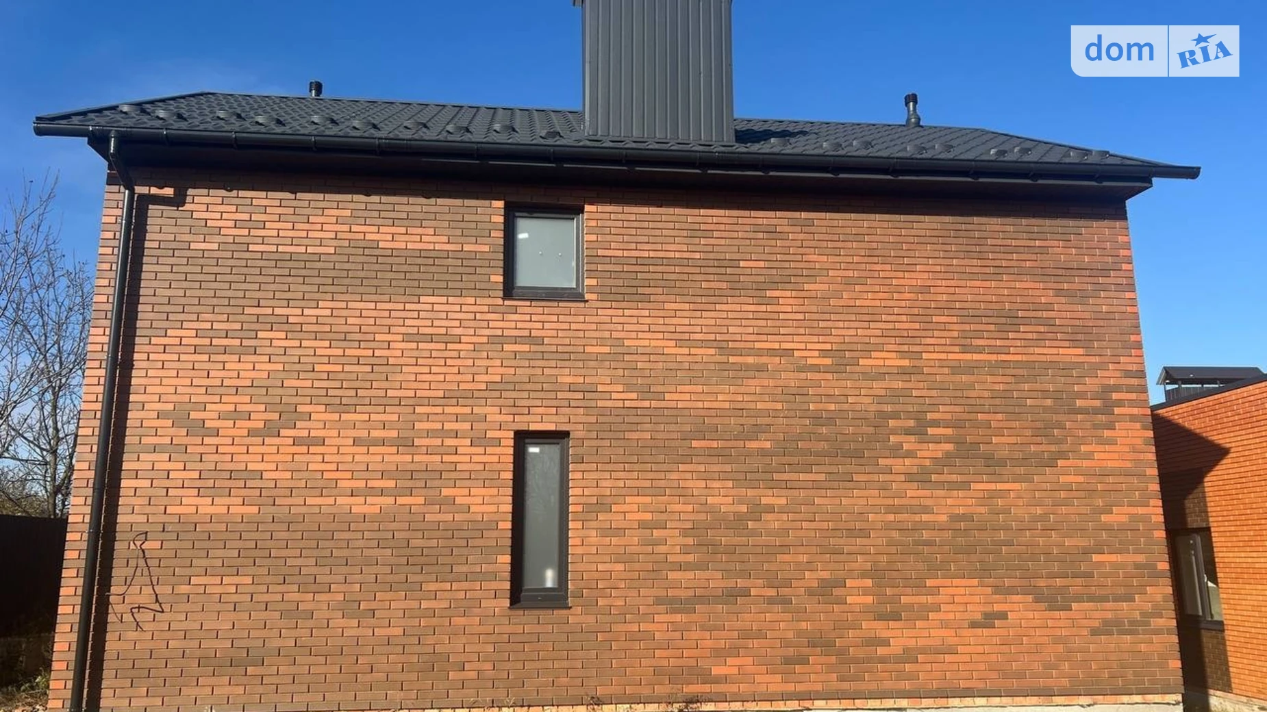 Продается дом на 2 этажа 105 кв. м с садом, цена: 82000 $ - фото 2