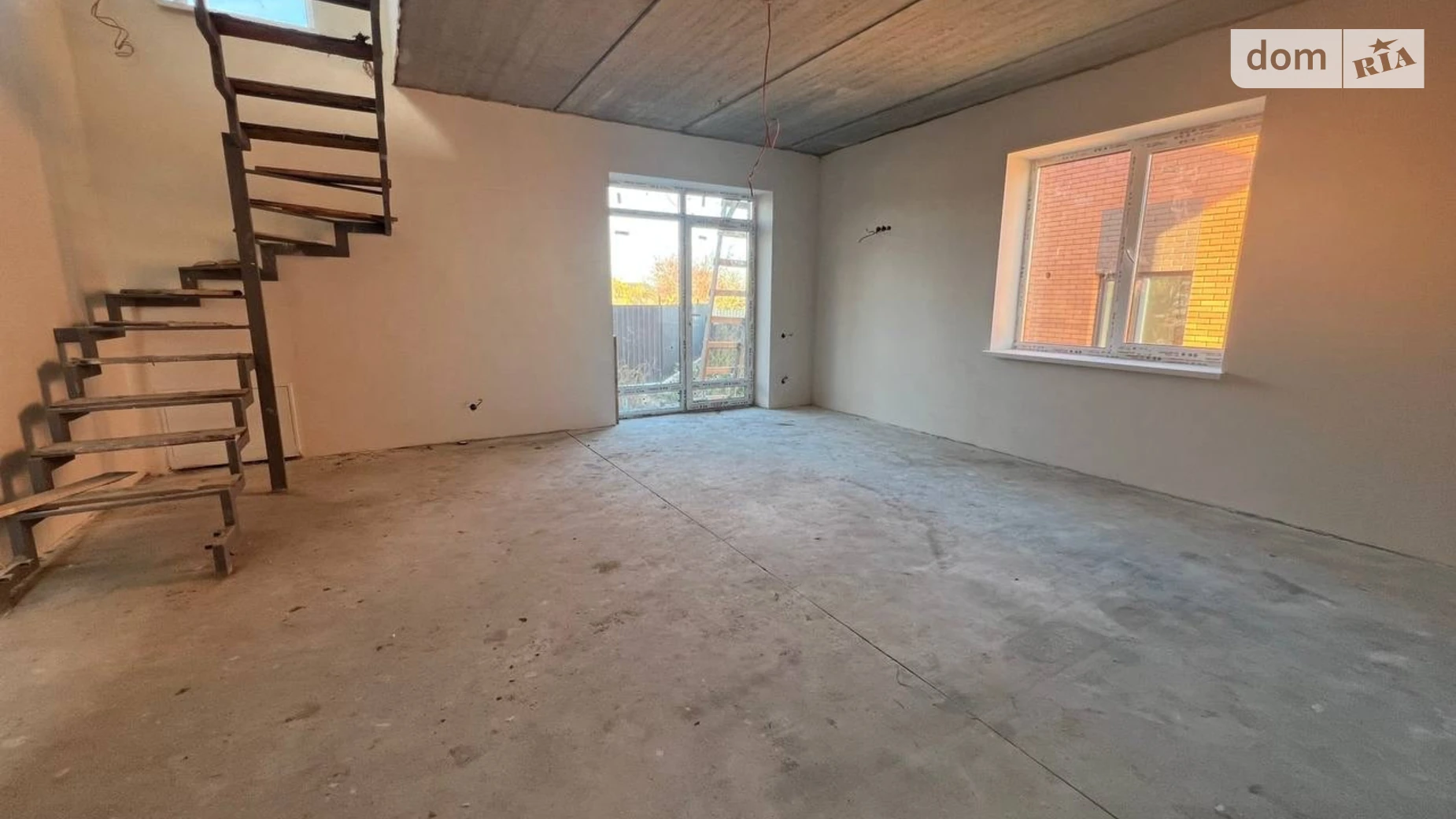 Продается дом на 2 этажа 105 кв. м с садом, цена: 82000 $ - фото 5