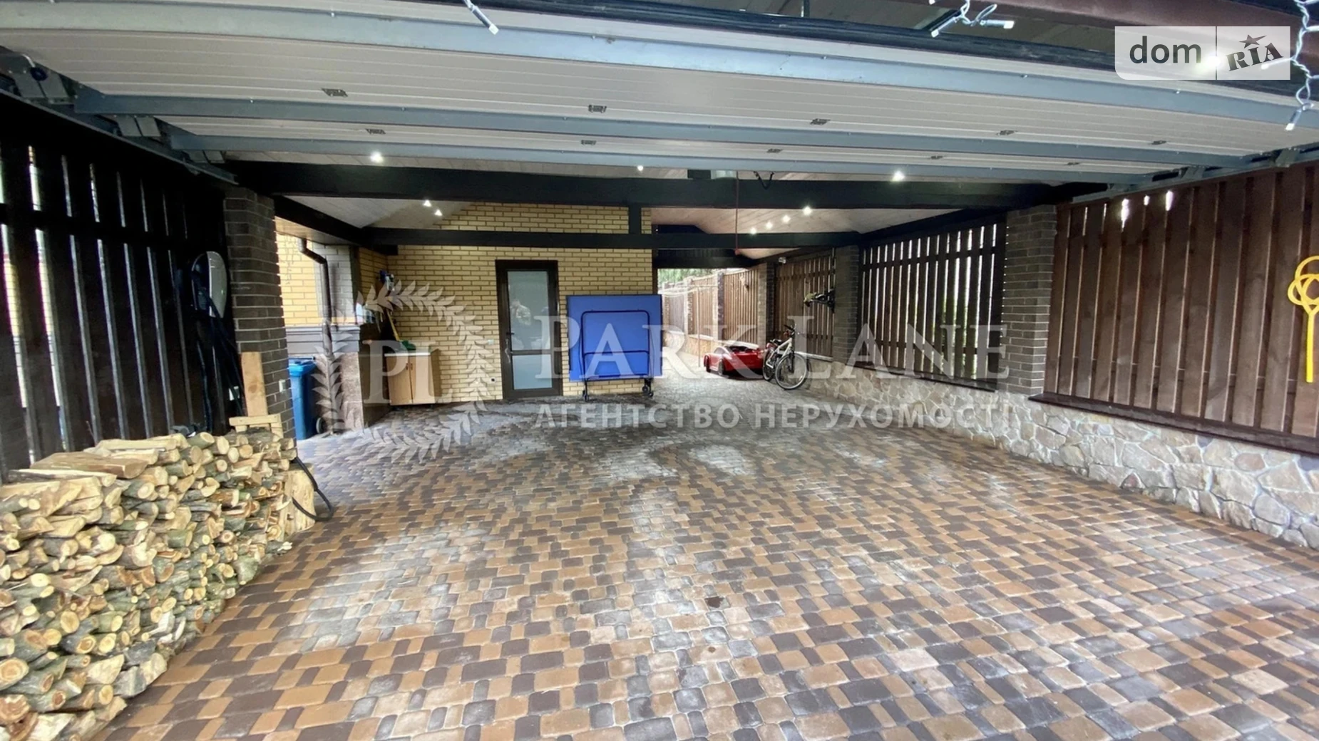 Продается дом на 3 этажа 325 кв. м с балконом, цена: 750000 $ - фото 3