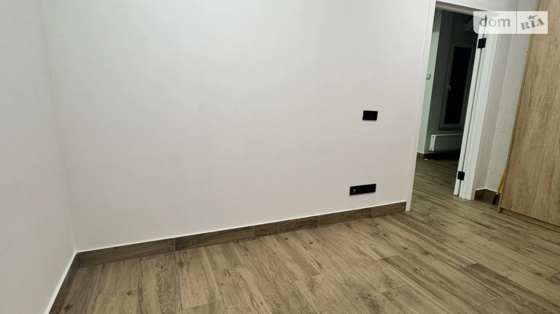 Сдается в аренду офис 88 кв. м в бизнес-центре, цена: 2400 $ - фото 3