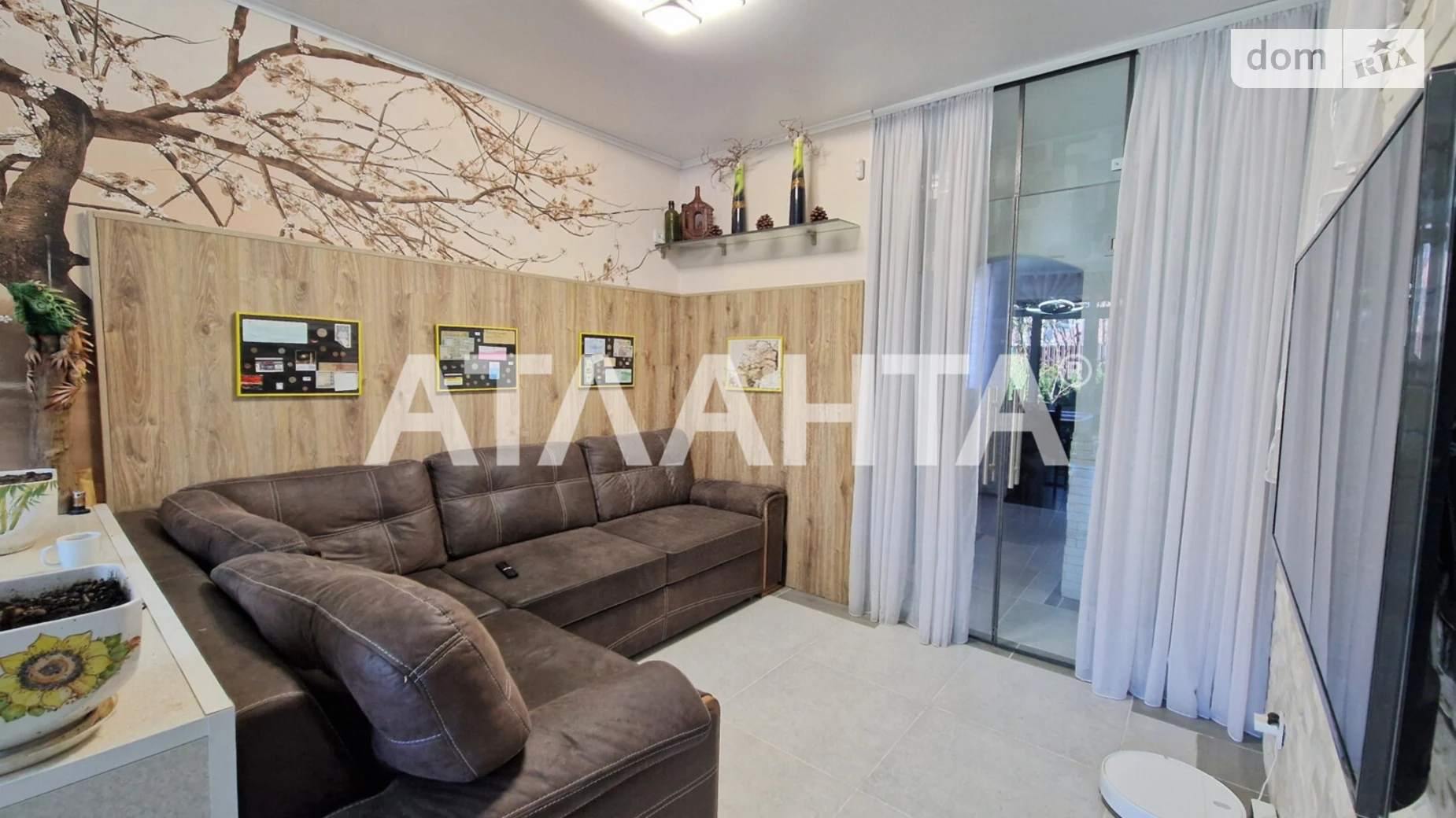 Продается дом на 3 этажа 123 кв. м с камином, цена: 122000 $ - фото 4
