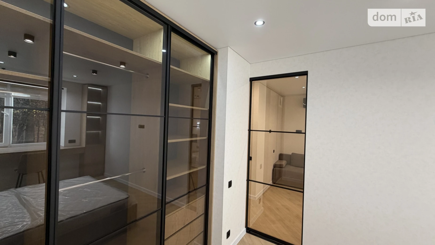 Продається 1-кімнатна квартира 44 кв. м у Вінниці, вул. Праведників світу(Максимовича), 21Г корпус 4 - фото 2