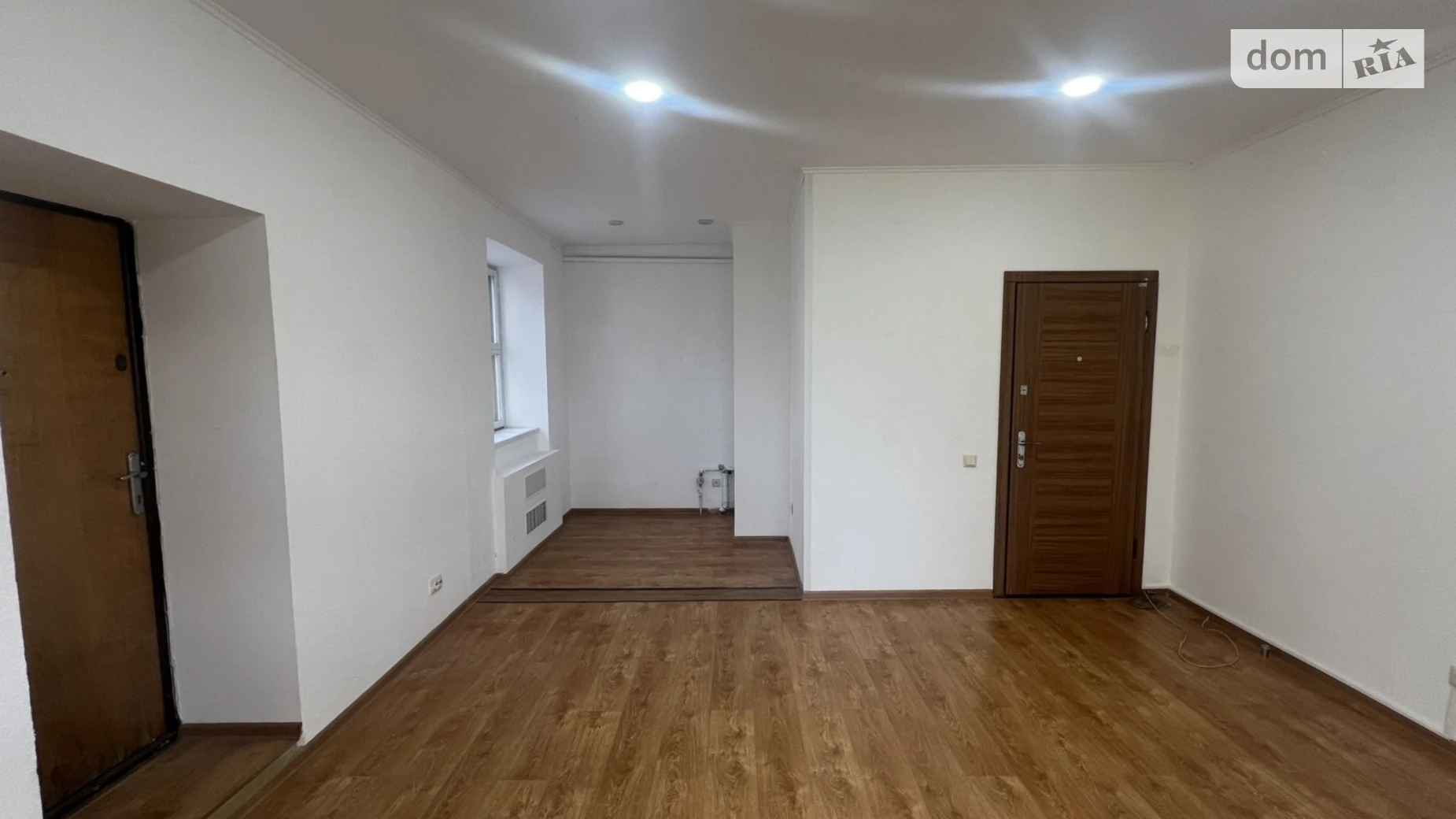 Сдается в аренду офис 30 кв. м в бизнес-центре, цена: 7500 грн - фото 2