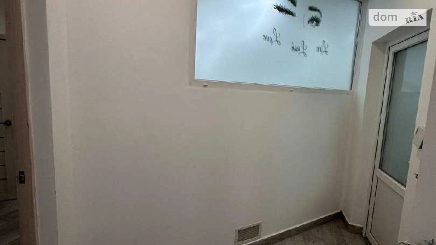 Сдается в аренду помещения свободного назначения 28 кв. м в 4-этажном здании, цена: 300 $ - фото 2