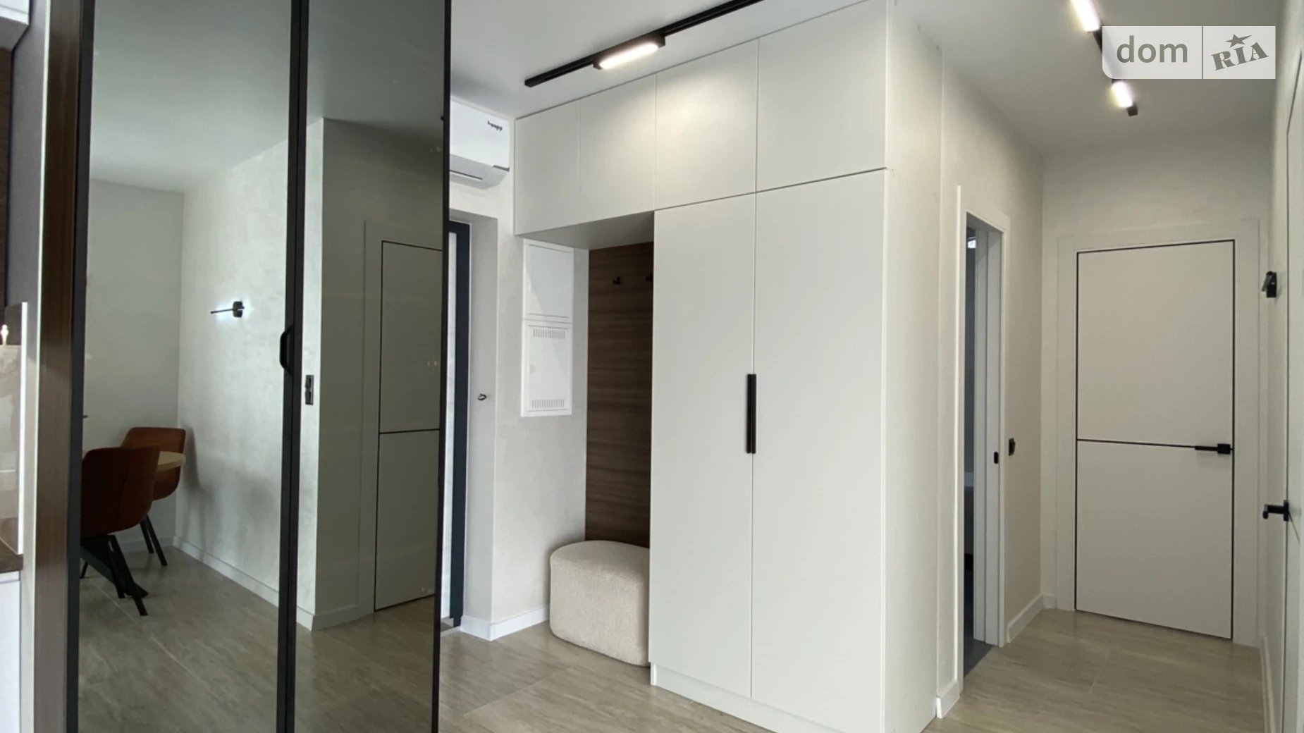 Продается 2-комнатная квартира 57 кв. м в Ивано-Франковске, ул. Национальной Гвардии, 3Г - фото 4