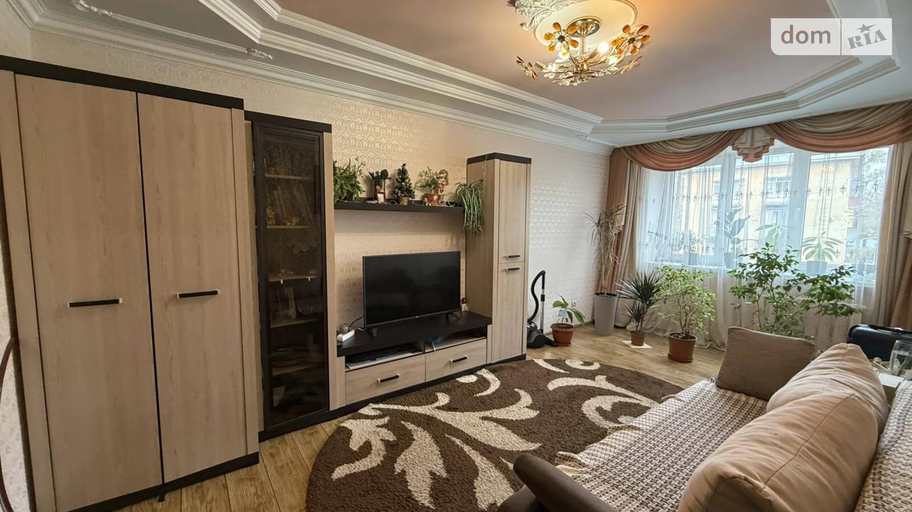 Продается 3-комнатная квартира 57.8 кв. м в Львове, ул. Гашека Ярослава - фото 2