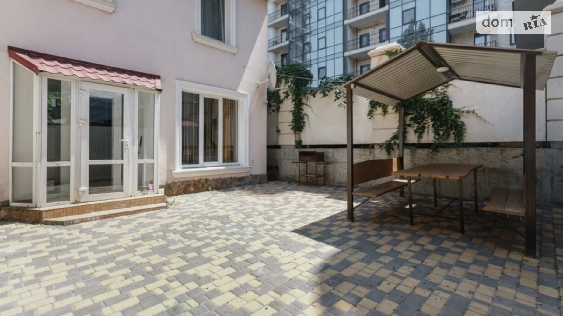 Сдается в аренду дом на 3 этажа 95 кв. м с мансардой, цена: 550 $ - фото 2