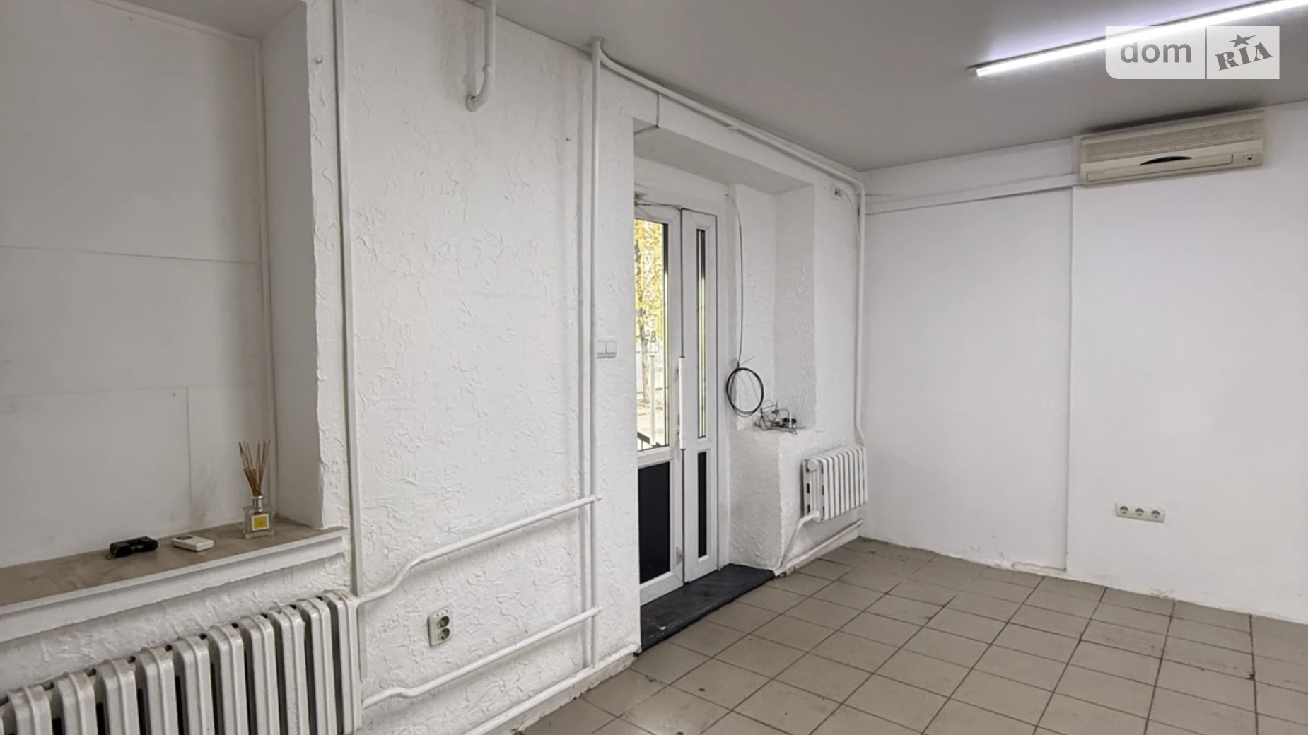 Продается помещения свободного назначения 42 кв. м в 3-этажном здании, цена: 75000 $ - фото 5