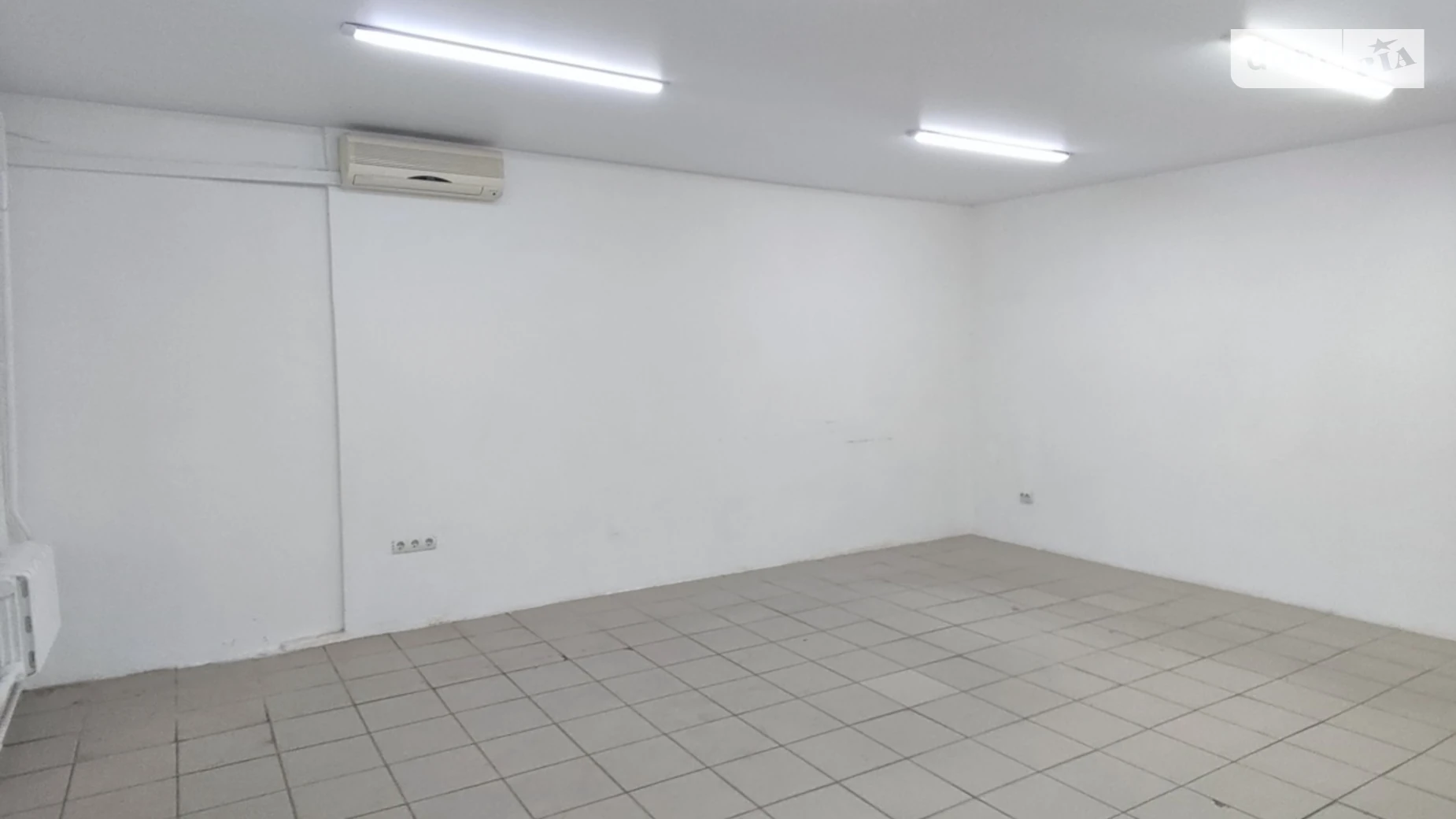 Продается офис 42 кв. м в бизнес-центре, цена: 75000 $ - фото 4