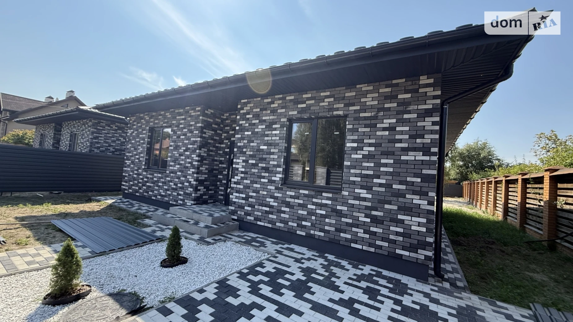 Продается одноэтажный дом 115 кв. м с камином, цена: 120000 $ - фото 3