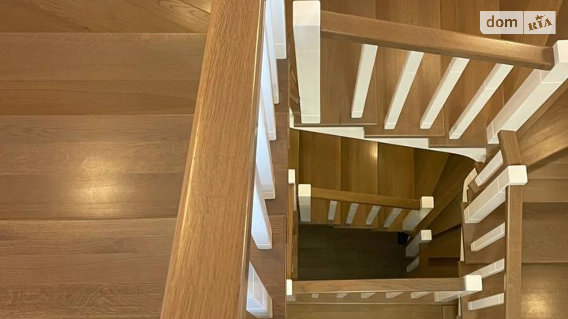 Продается часть дома 215 кв. м с беседкой, цена: 280000 $ - фото 4