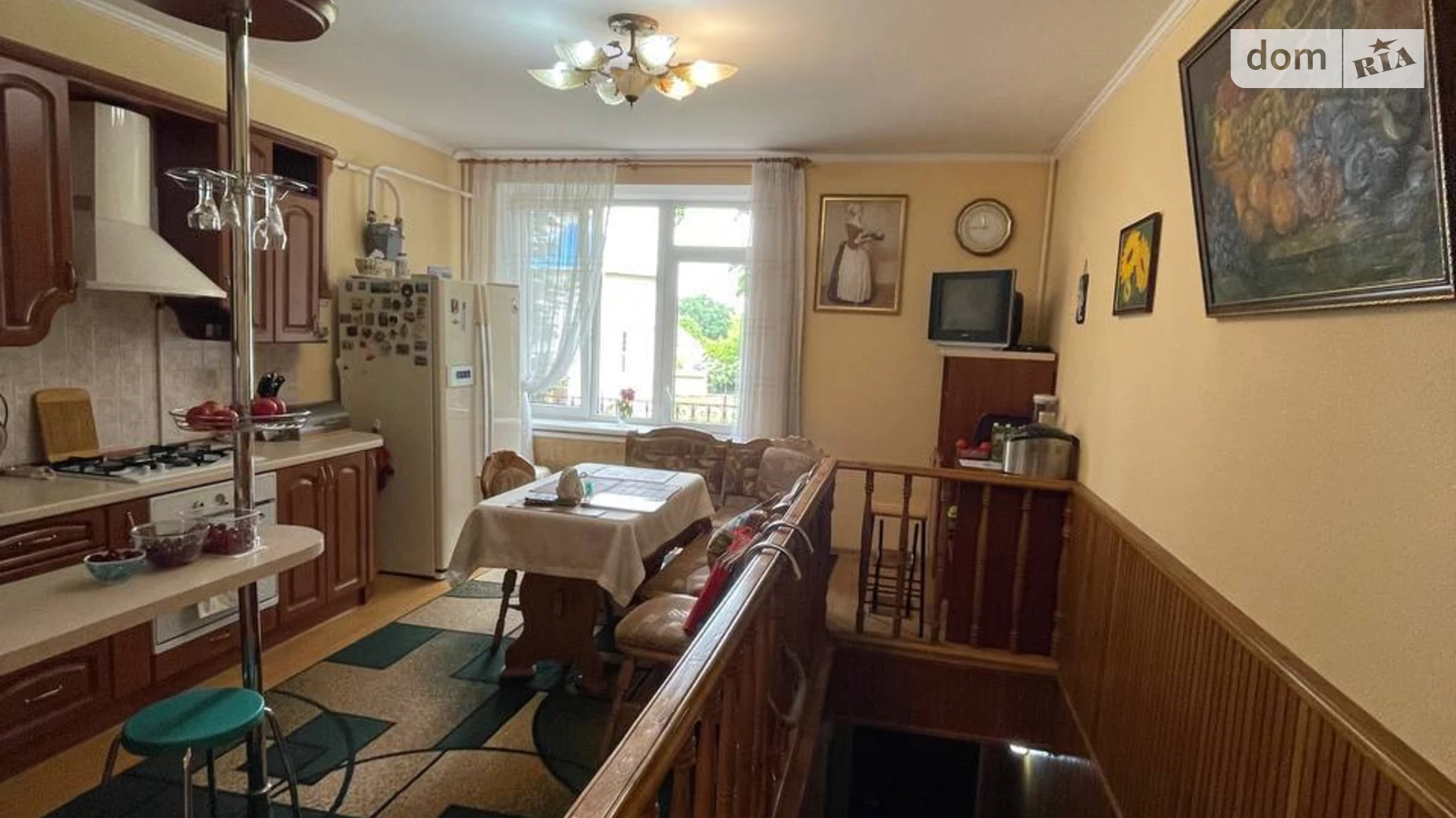 вул. Черемшини Марка, 12 Центр Чернівці, цена: 150000 $ - фото 5