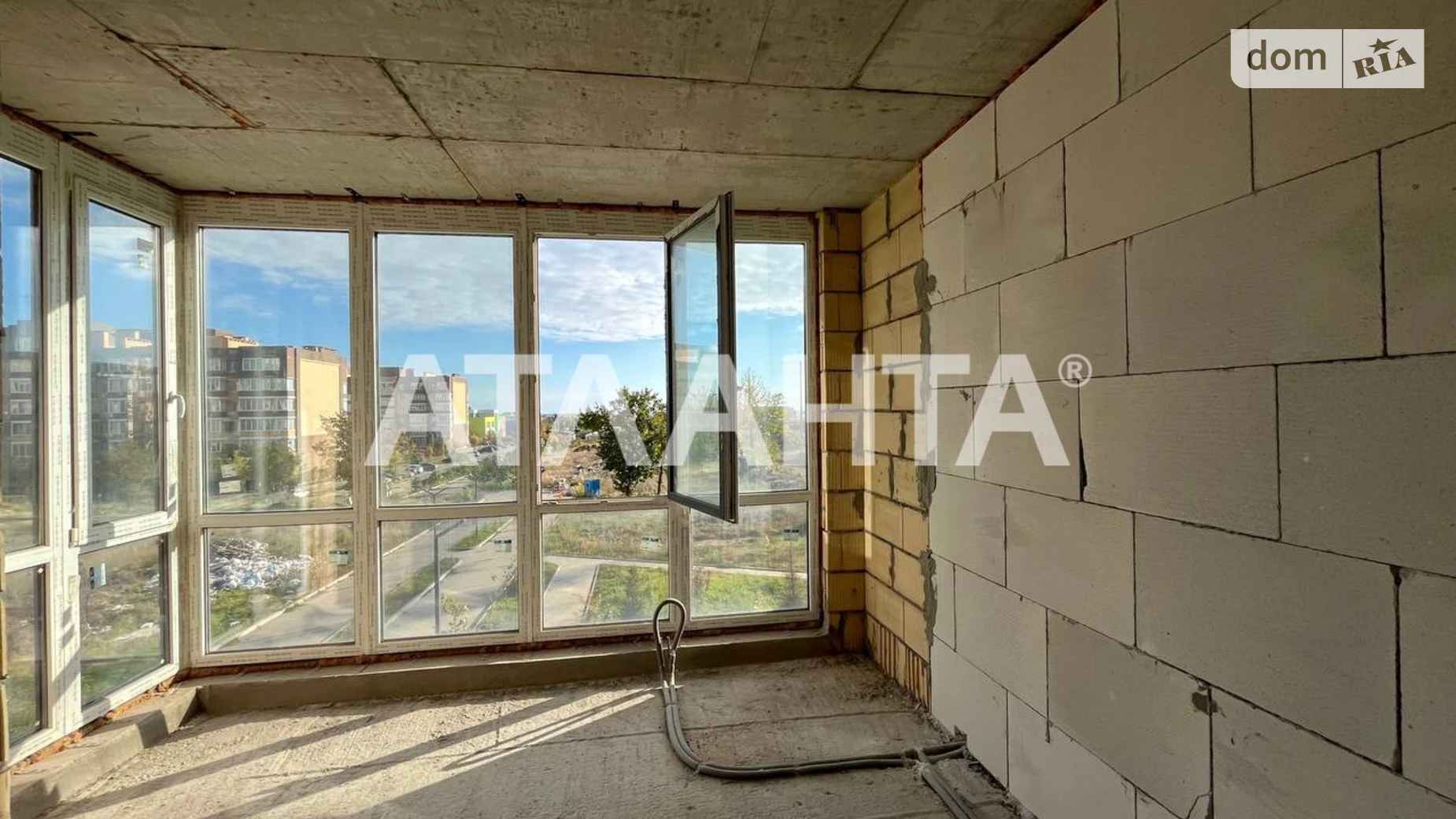 Продается 2-комнатная квартира 60 кв. м в Крыжановка, ул. Марсельская, 33В - фото 2