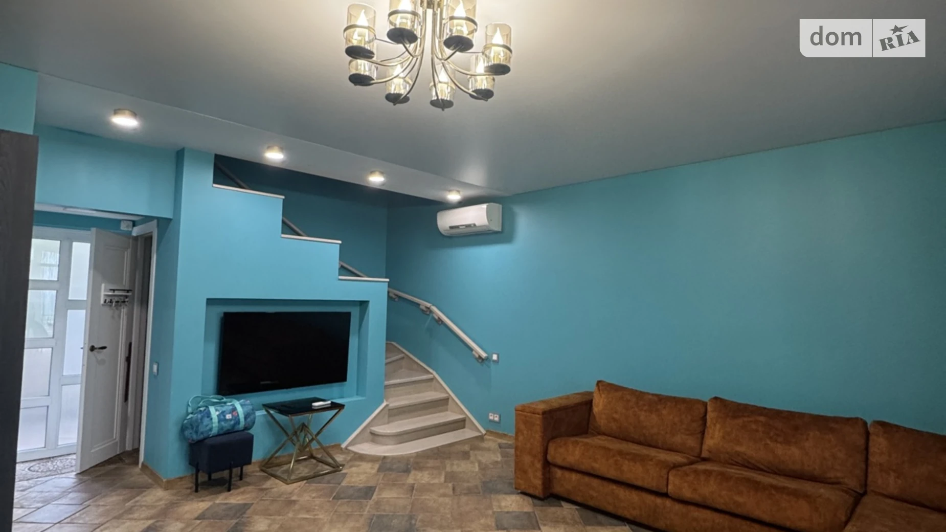 Сдается в аренду дом на 2 этажа 100 кв. м с верандой, цена: 500 $ - фото 3