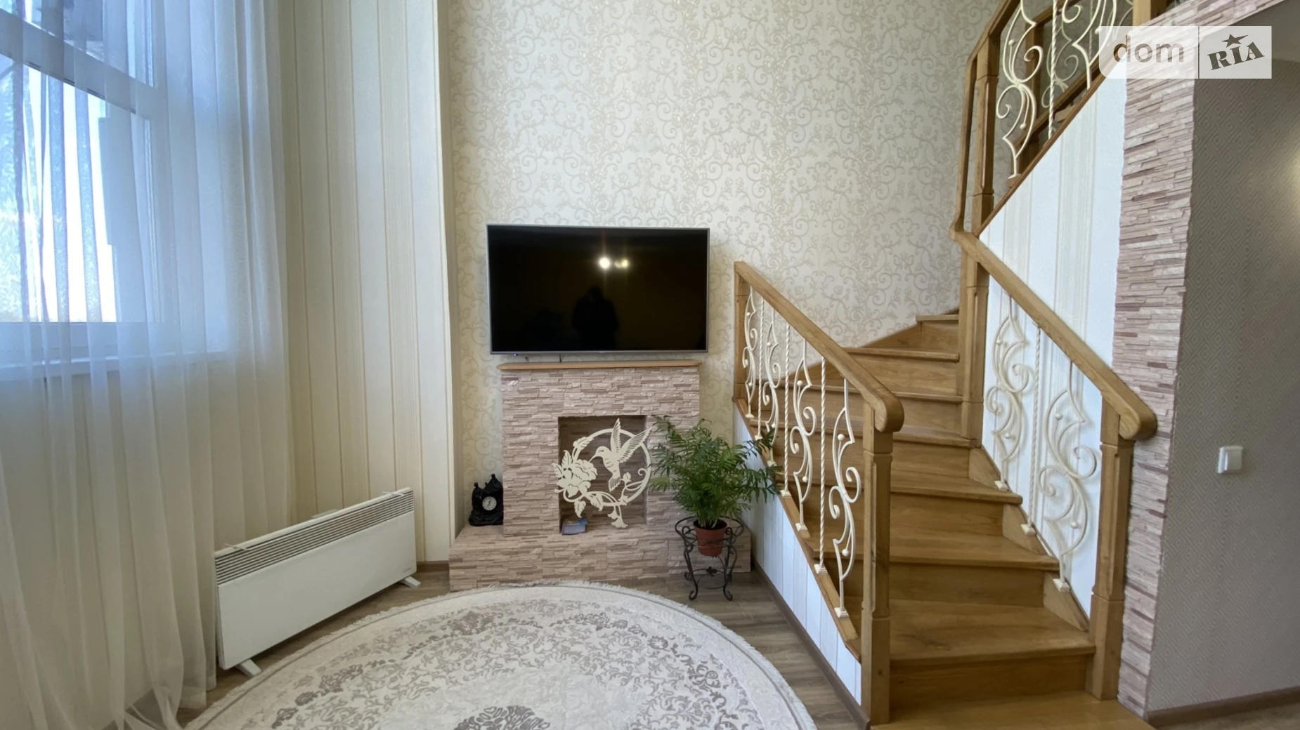 Продается 1-комнатная квартира 57 кв. м в Черновцах, ул. Прутская, 29Б - фото 4