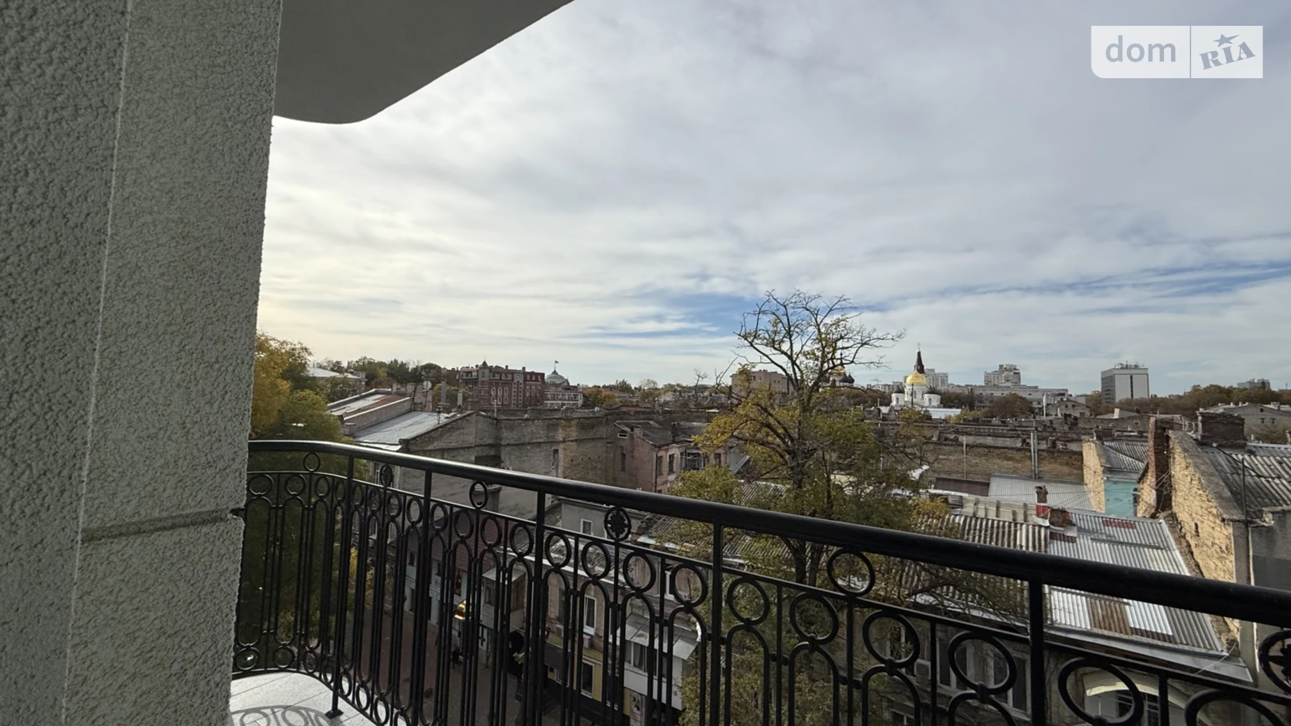 Продается 1-комнатная квартира 50.2 кв. м в Одессе, ул. Гимназическая, 13 - фото 2