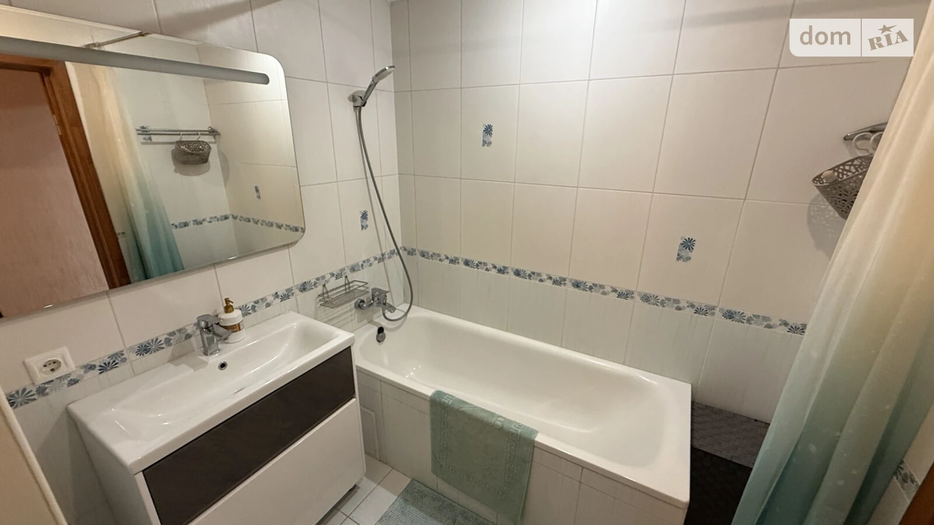 Продается 3-комнатная квартира 68.4 кв. м в Полтаве, ул. Великотырновская - фото 3