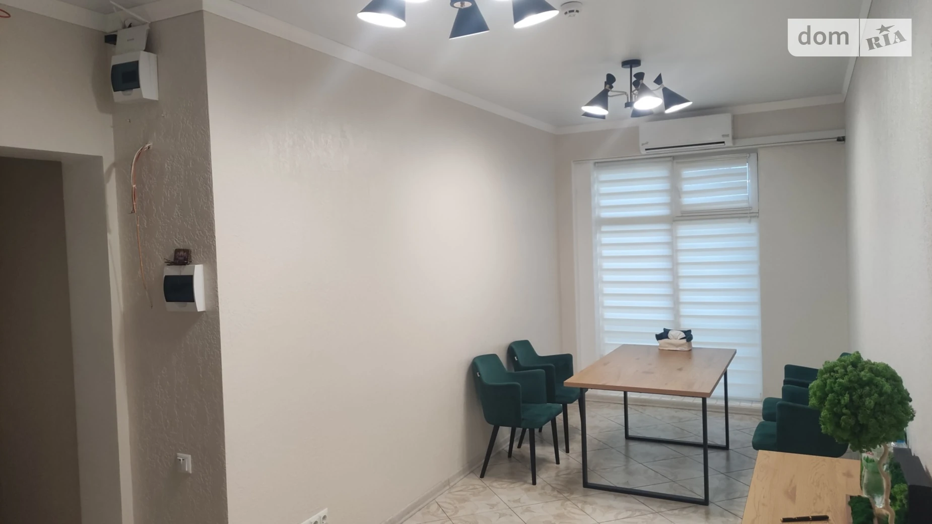 Сдается в аренду офис 25 кв. м в бизнес-центре, цена: 19000 грн - фото 2