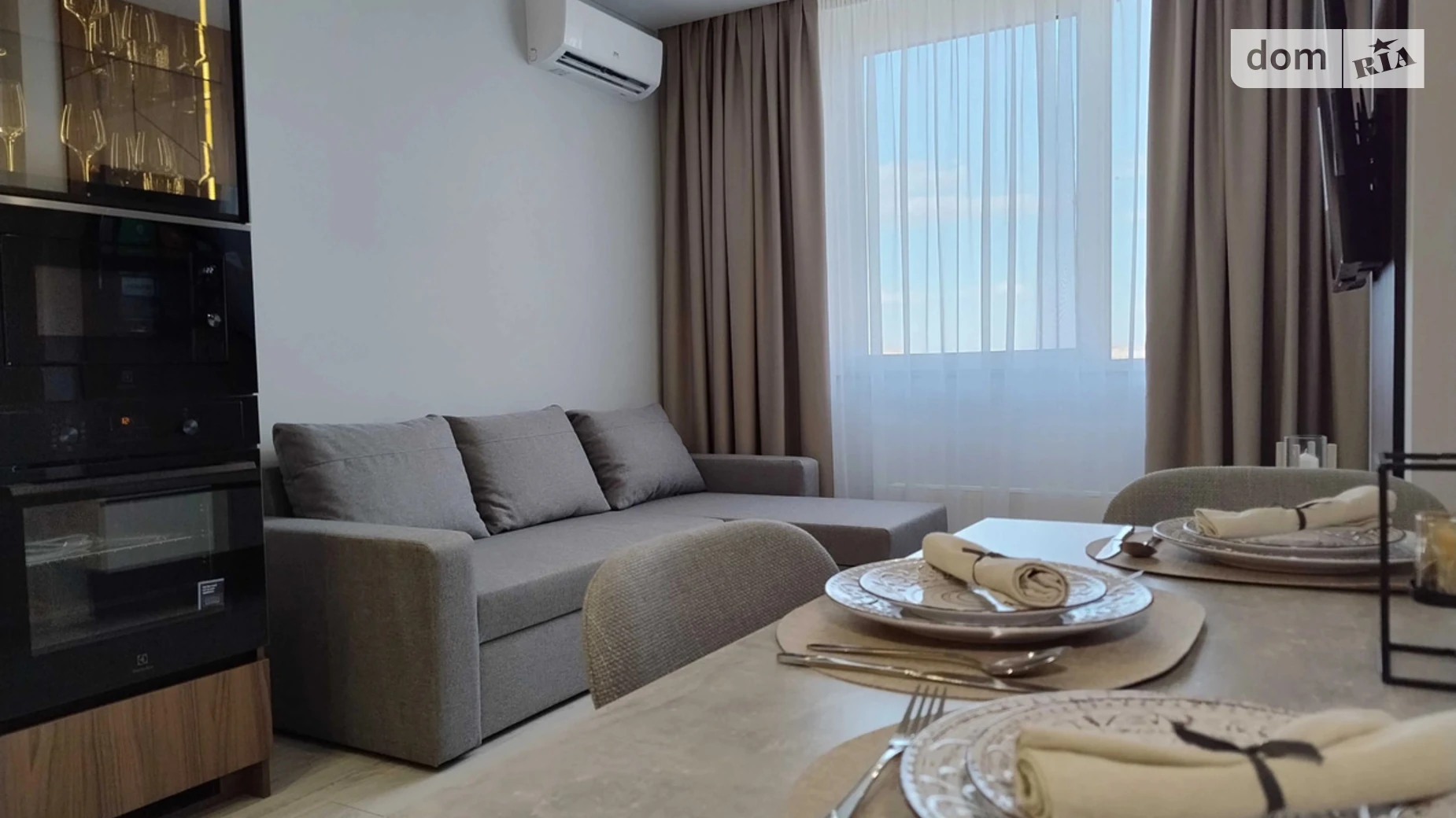 Продается 1-комнатная квартира 43 кв. м в Киеве, ул. Всеволода Змиенко, 34/21 - фото 2